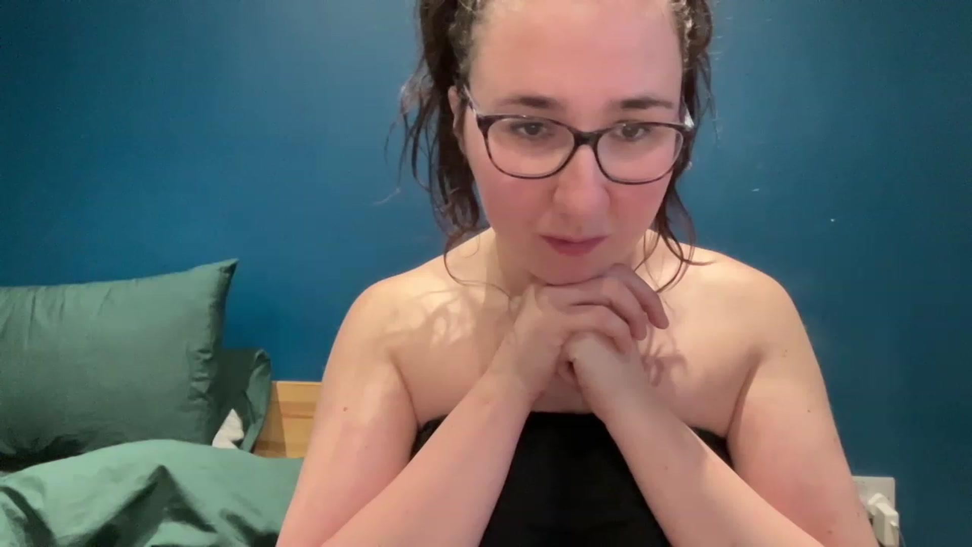 Gallery image thumbnail from MissChar95's myfreecams stream on, 02/26/2023, 17:56 image 3 of 20
