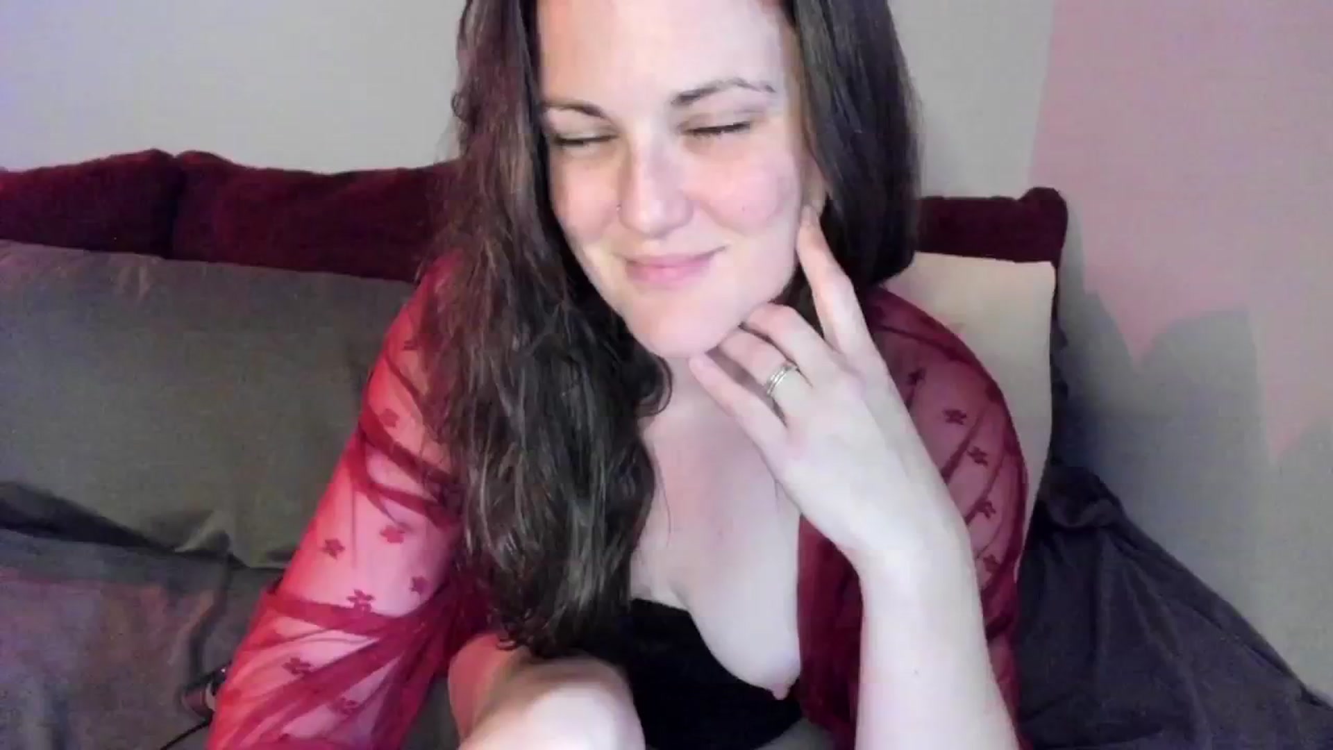 Gallery image thumbnail from MissCherryM's myfreecams stream on, 09/25/2024, 18:31 image 11 of 20