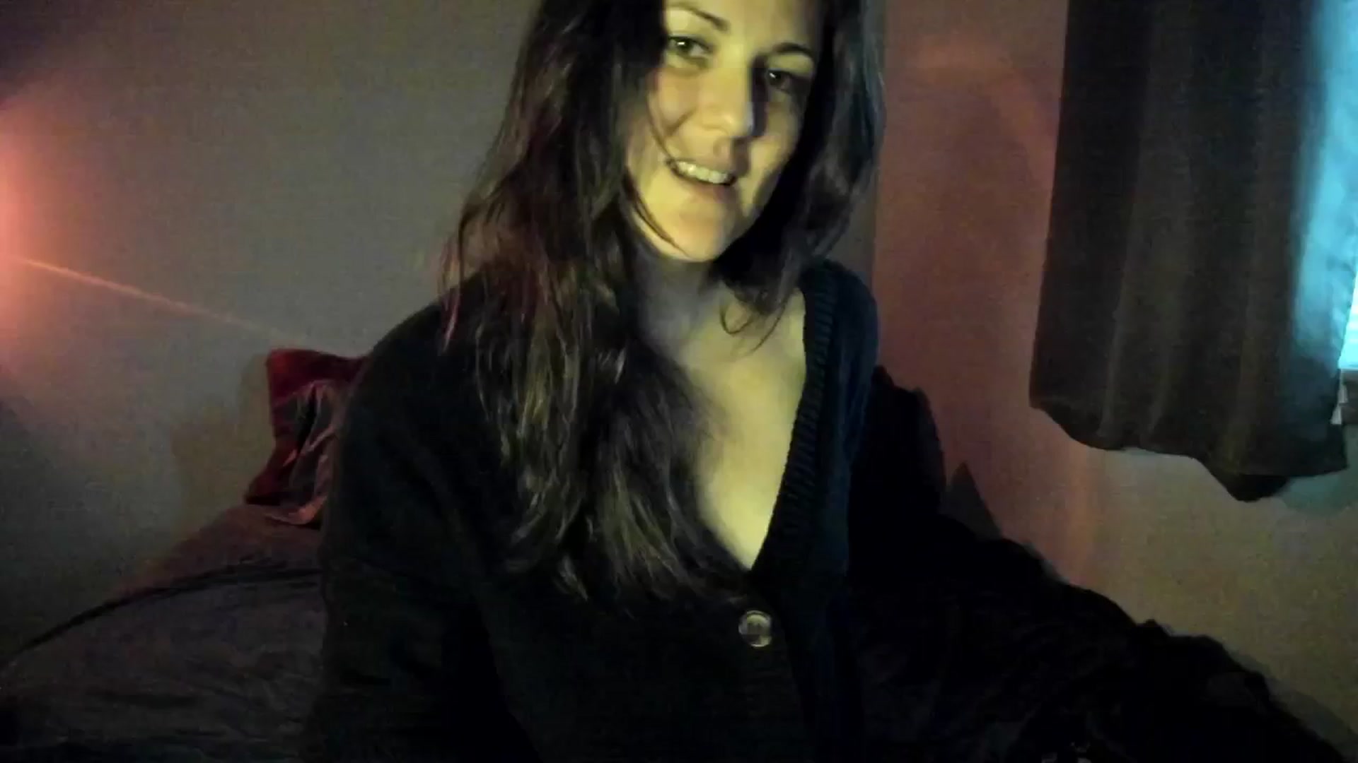 Gallery image thumbnail from MissCherryM's myfreecams stream on, 10/10/2024, 15:36 image 10 of 20