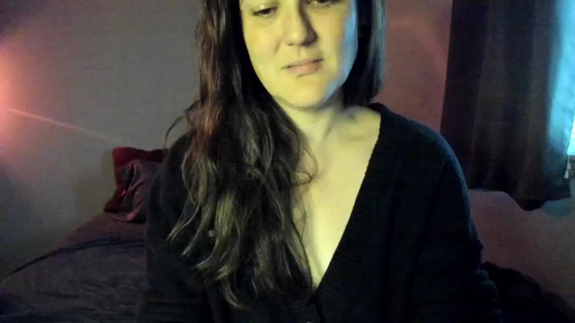 Gallery image thumbnail from MissCherryM's myfreecams stream on, 10/10/2024, 15:36 image 16 of 20