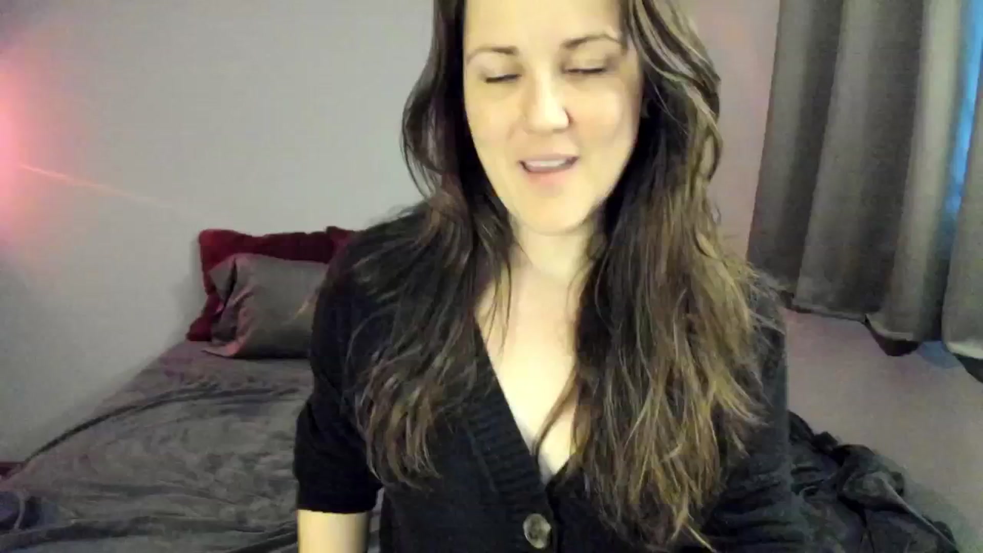 Gallery image thumbnail from MissCherryM's myfreecams stream on, 10/10/2024, 15:36 image 1 of 20