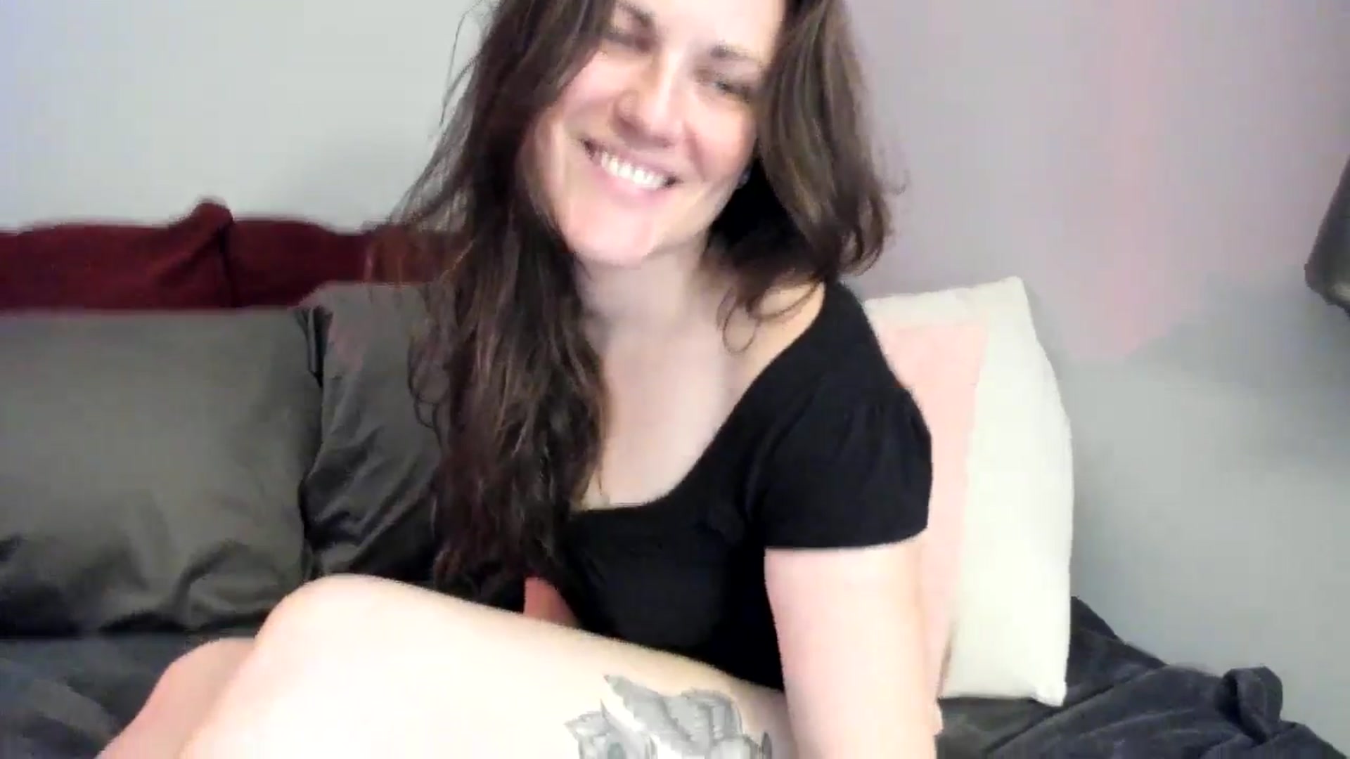 Gallery image thumbnail from MissCherryM's myfreecams stream on, 10/28/2024, 15:37 image 9 of 20