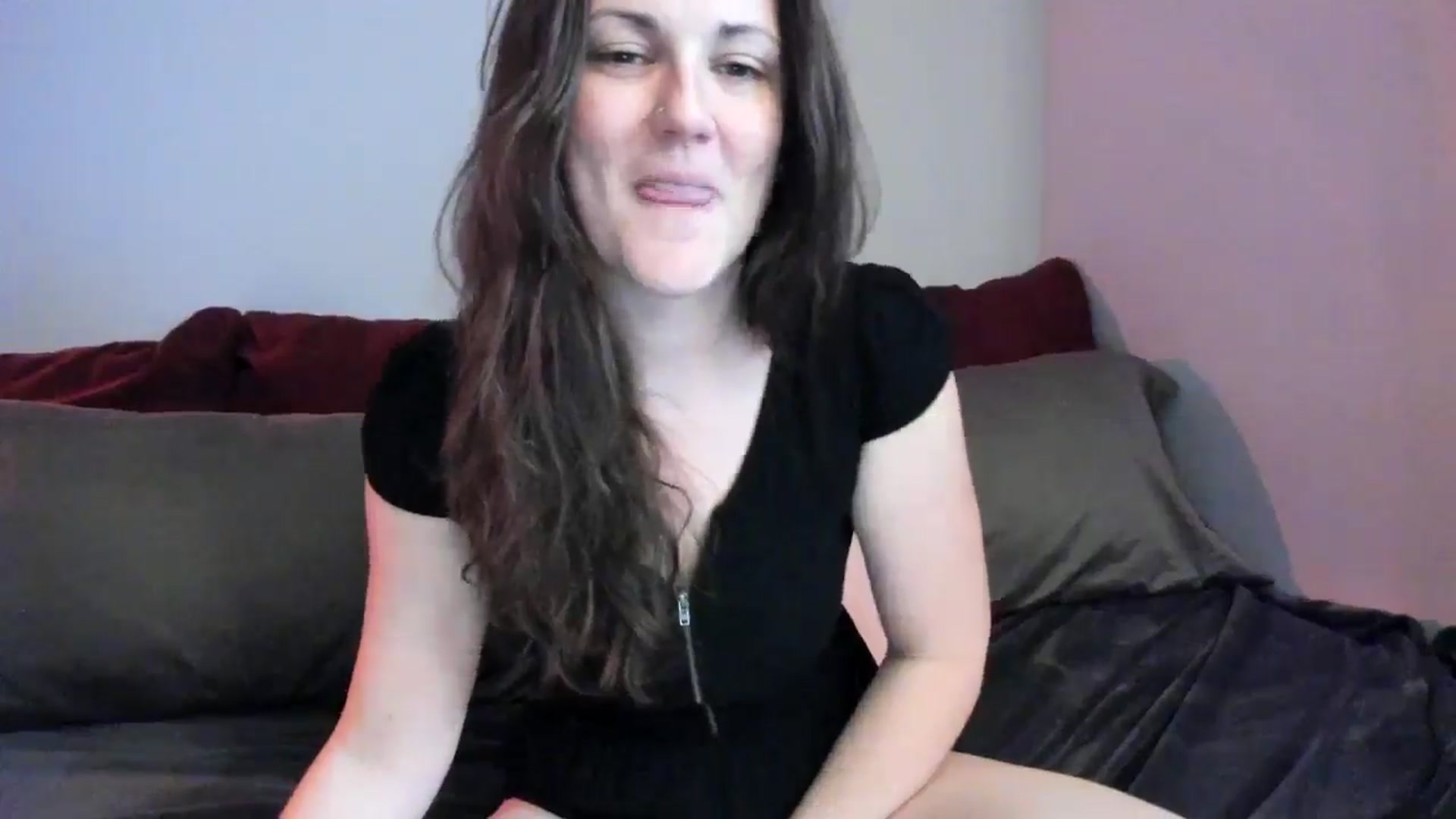 Gallery image thumbnail from MissCherryM's myfreecams stream on, 10/29/2024, 16:19 image 7 of 20