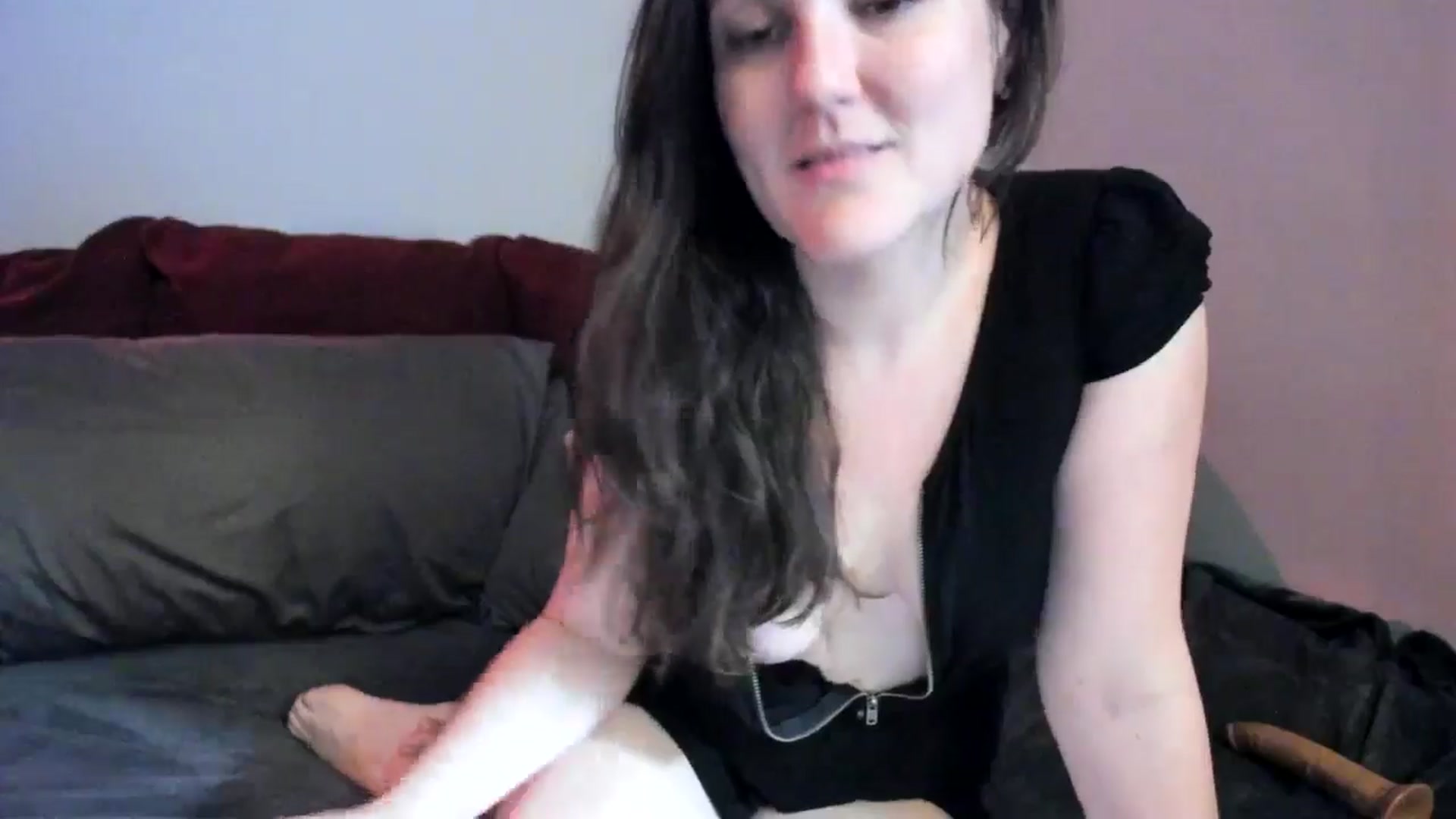 Gallery image thumbnail from MissCherryM's myfreecams stream on, 10/29/2024, 18:56 image 12 of 20