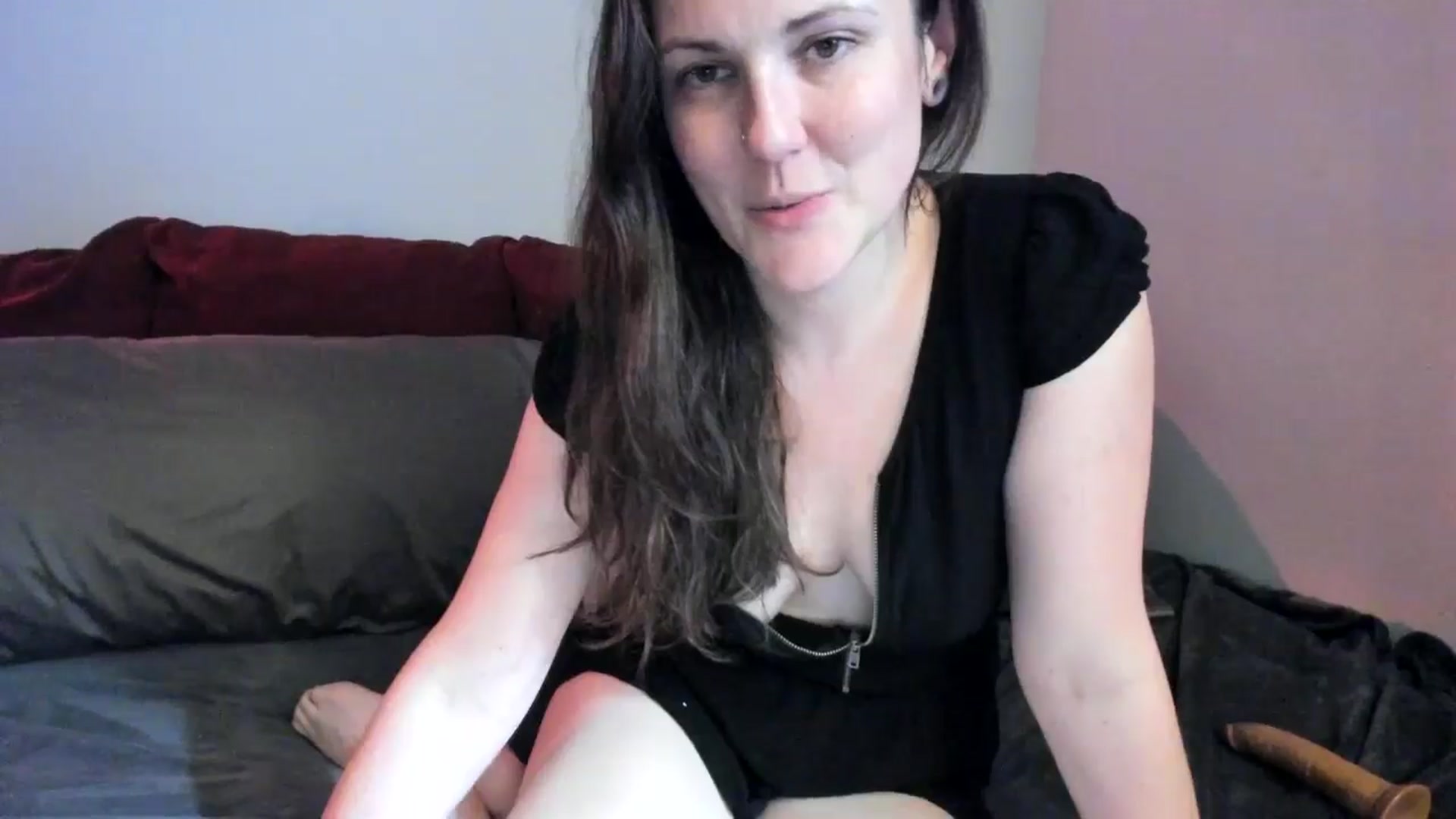 Gallery image thumbnail from MissCherryM's myfreecams stream on, 10/29/2024, 18:56 image 11 of 20