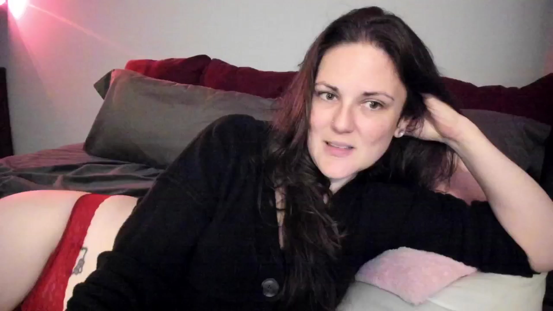 Gallery image thumbnail from MissCherryM's myfreecams stream on, 11/04/2024, 17:44 image 10 of 20