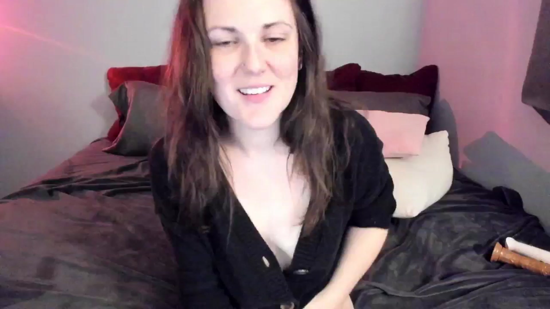 Gallery image thumbnail from MissCherryM's myfreecams stream on, 11/04/2024, 18:19 image 10 of 20
