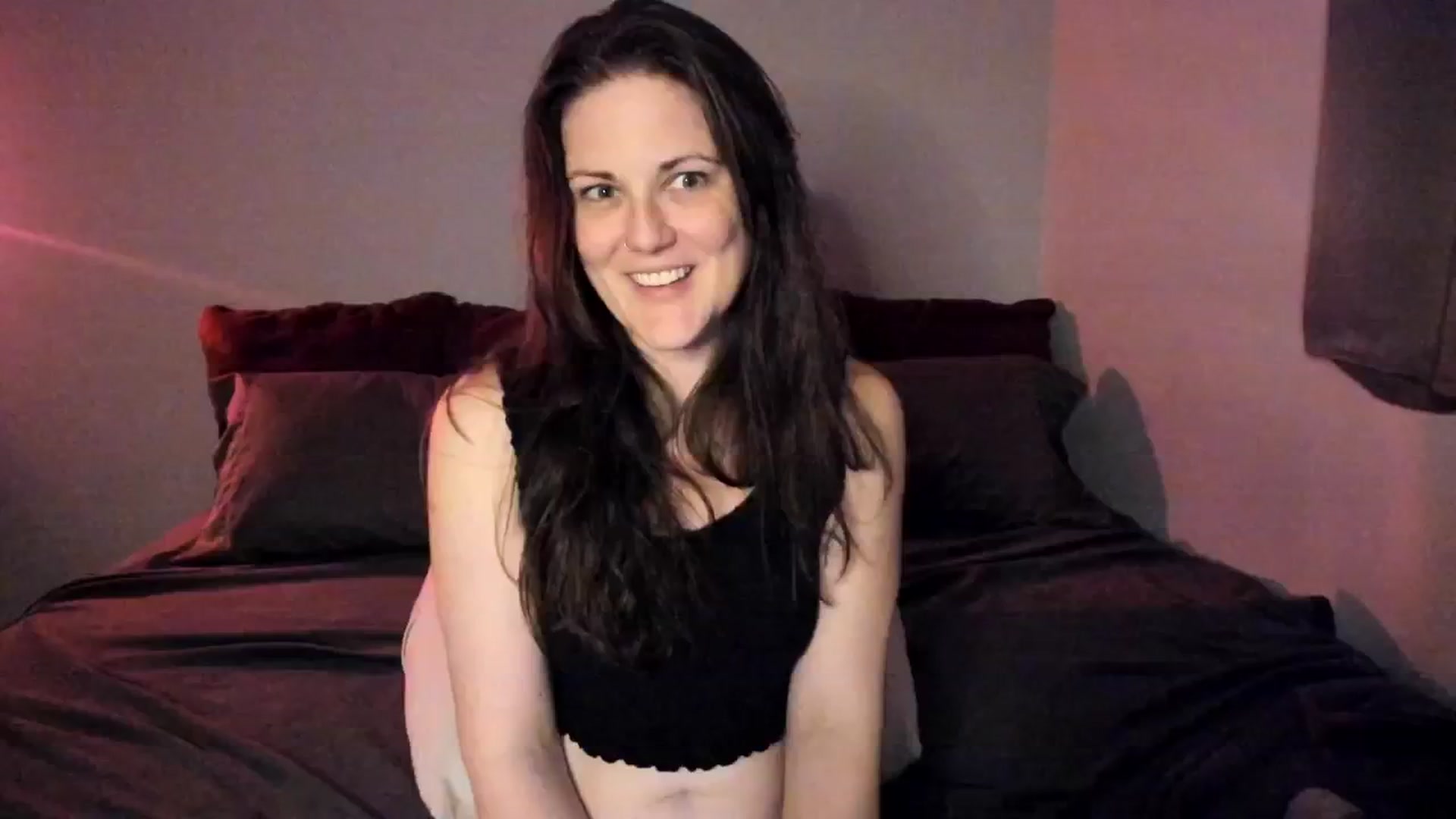 Gallery image thumbnail from MissCherryM's myfreecams stream on, 11/20/2024, 19:26 image 8 of 20