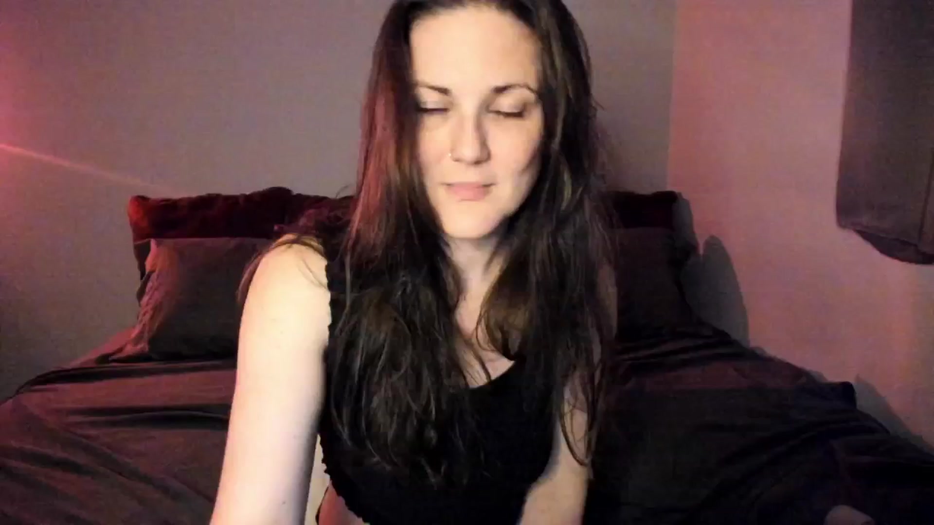 Gallery image thumbnail from MissCherryM's myfreecams stream on, 11/20/2024, 19:26 image 11 of 20