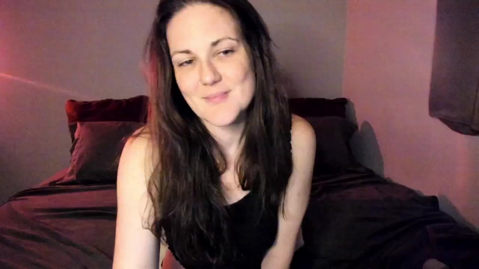 Gallery image thumbnail from MissCherryM's myfreecams stream on, 11/20/2024, 19:26 image 15 of 20