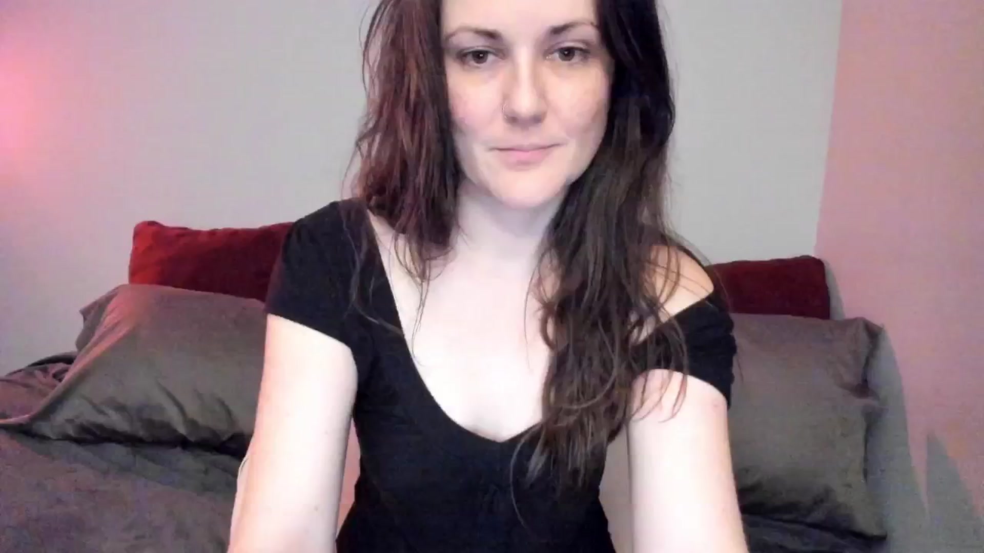 Gallery image thumbnail from MissCherryM's myfreecams stream on, 12/03/2024, 17:37 image 10 of 20
