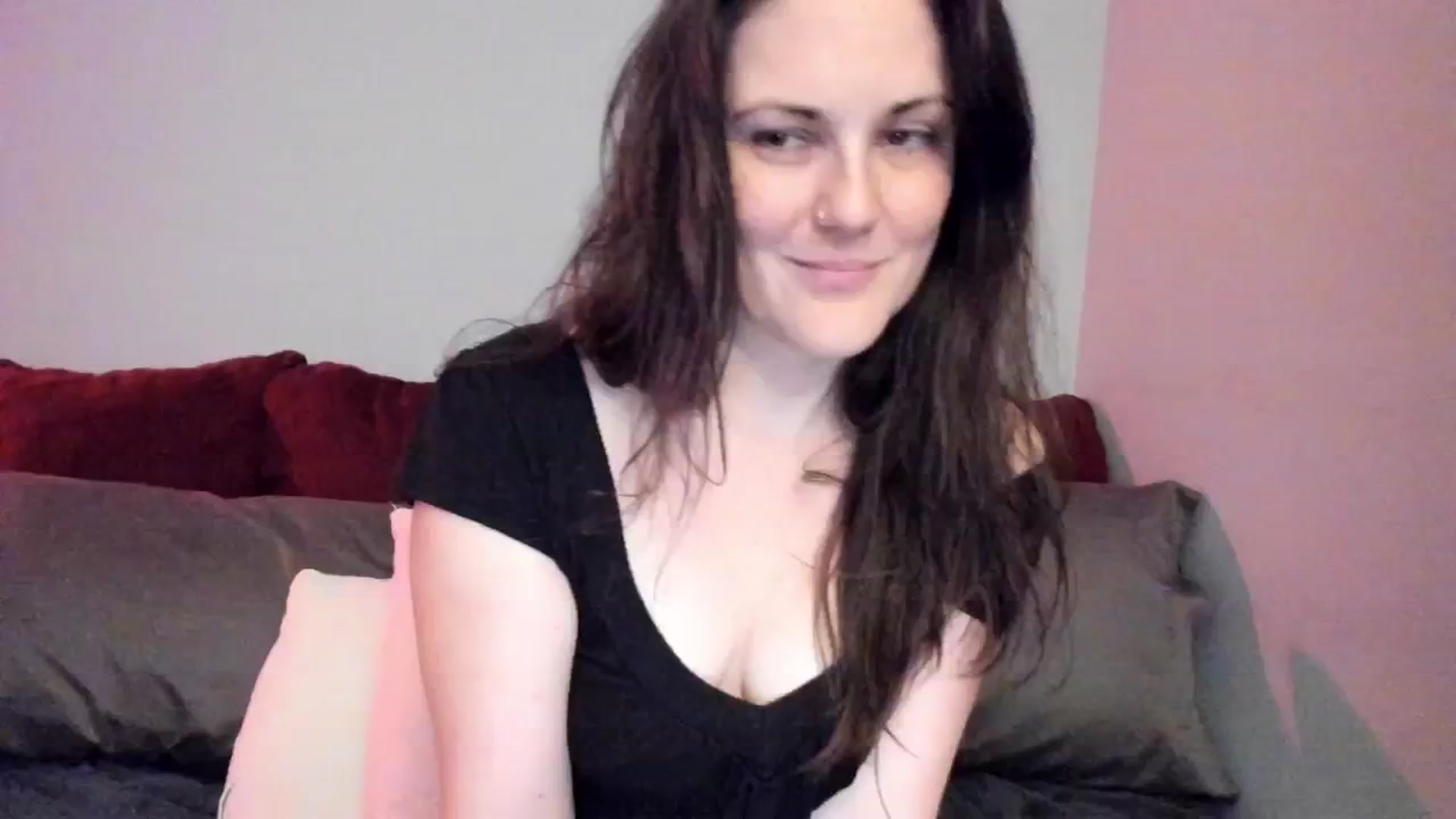 Gallery image thumbnail from MissCherryM's myfreecams stream on, 12/03/2024, 17:37 image 11 of 20