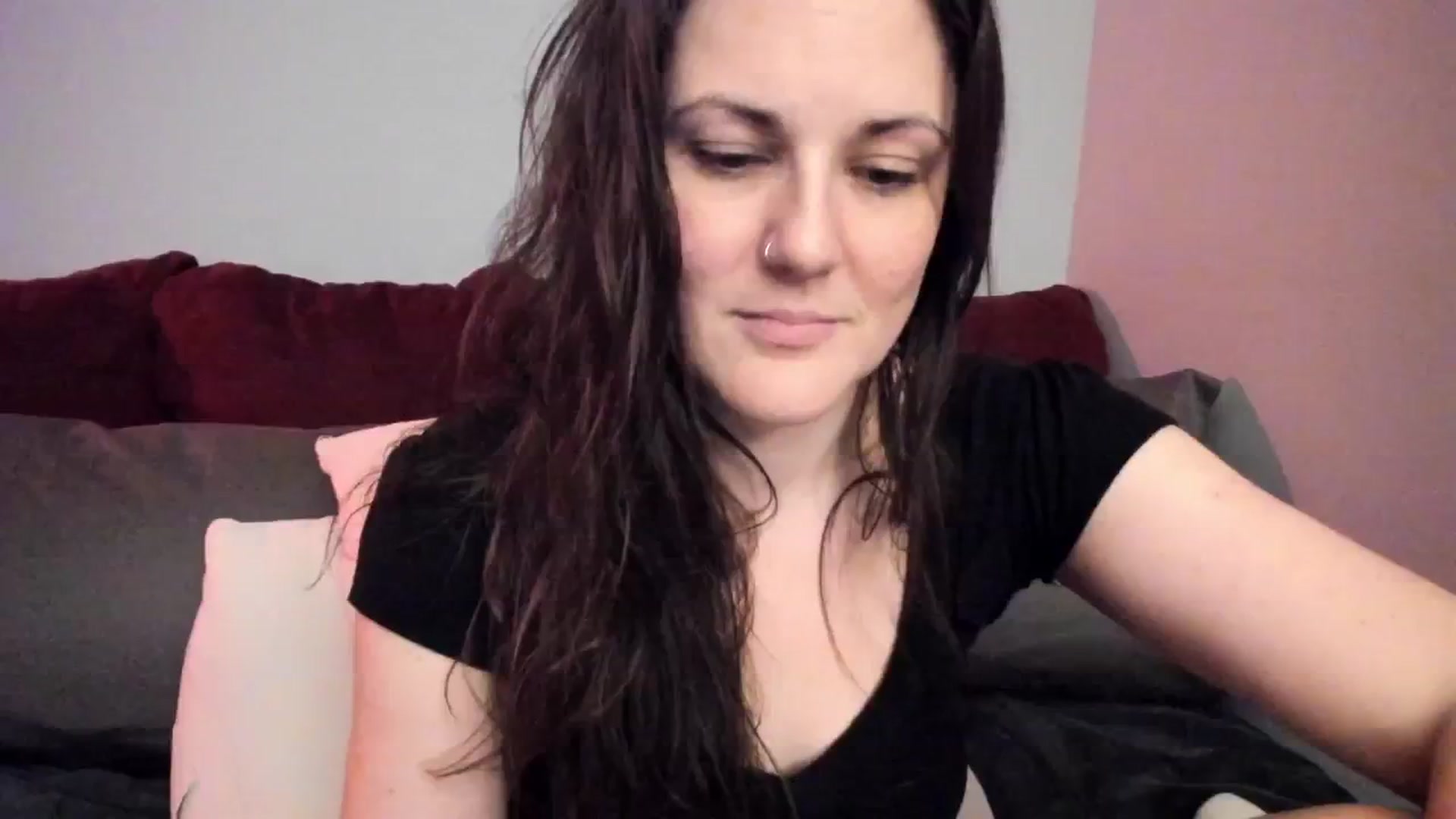 Gallery image thumbnail from MissCherryM's myfreecams stream on, 12/03/2024, 17:37 image 2 of 20