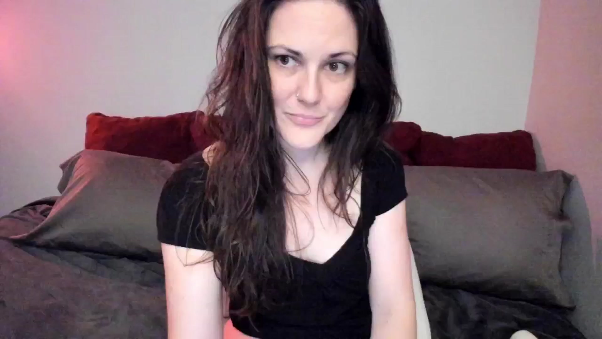 Gallery image thumbnail from MissCherryM's myfreecams stream on, 12/03/2024, 17:37 image 5 of 20