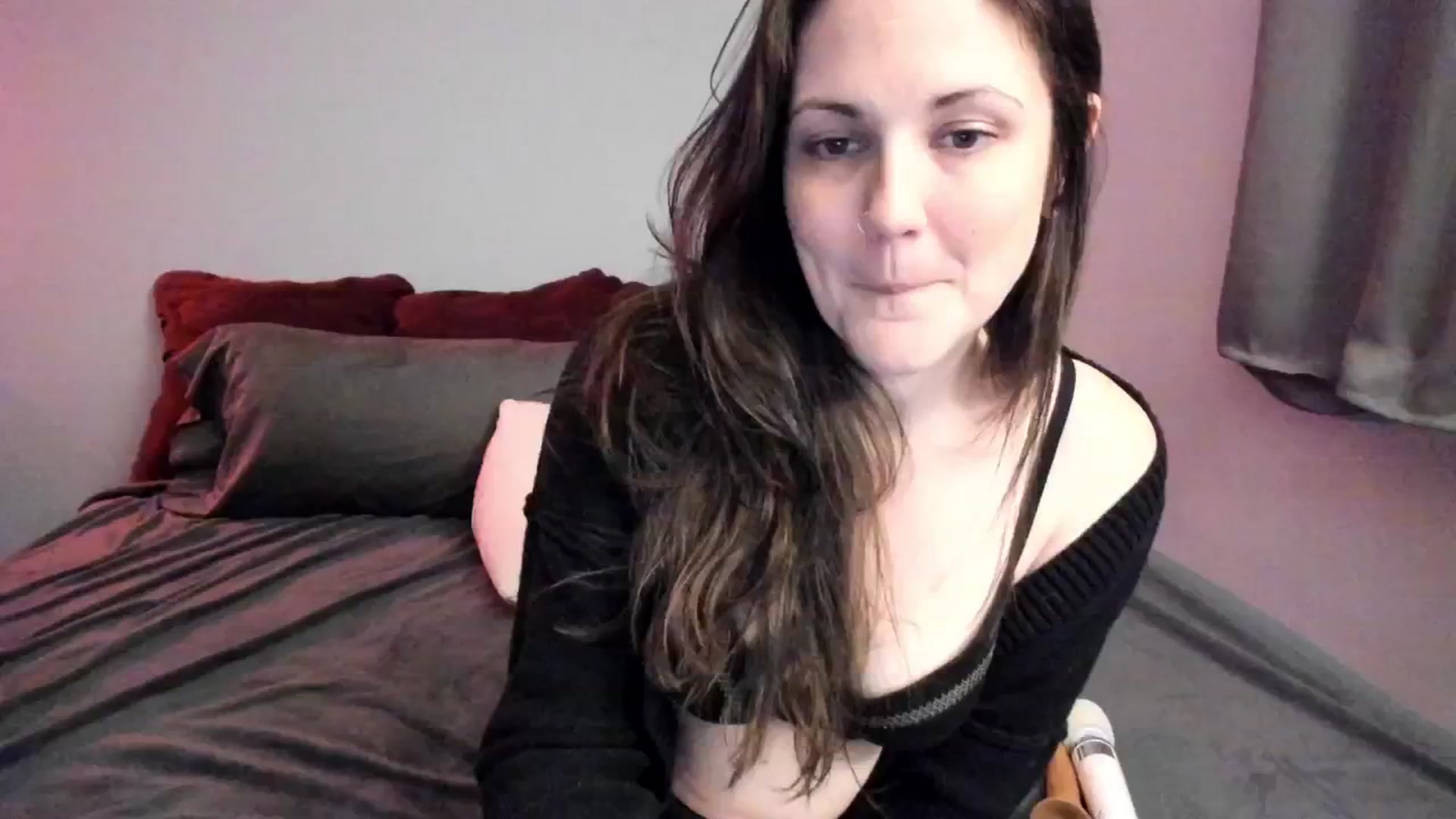 Gallery image thumbnail from MissCherryM's myfreecams stream on, 12/05/2024, 16:52 image 17 of 20