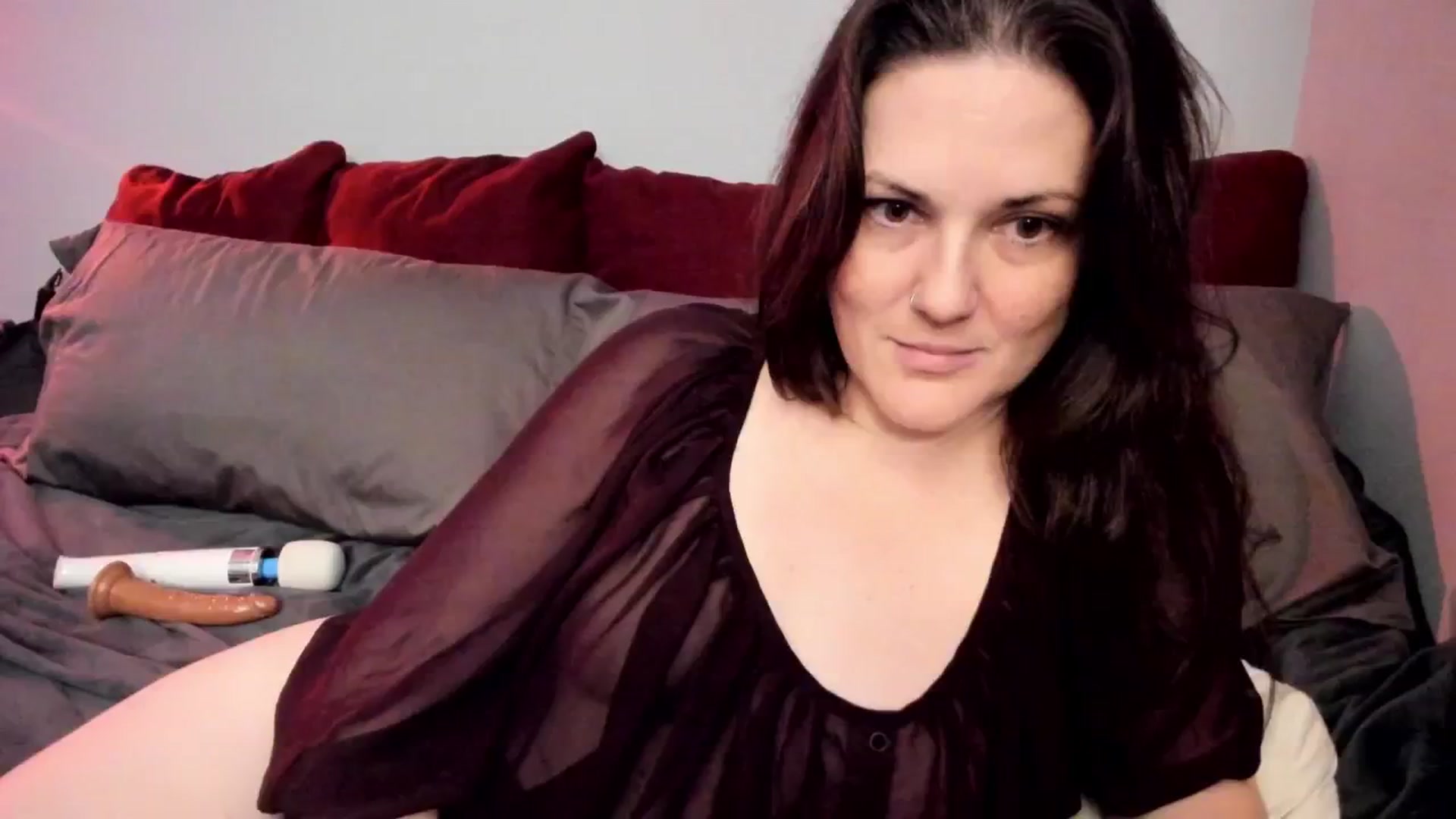 Gallery image thumbnail from MissCherryM's myfreecams stream on, 12/19/2024, 17:08 image 13 of 20