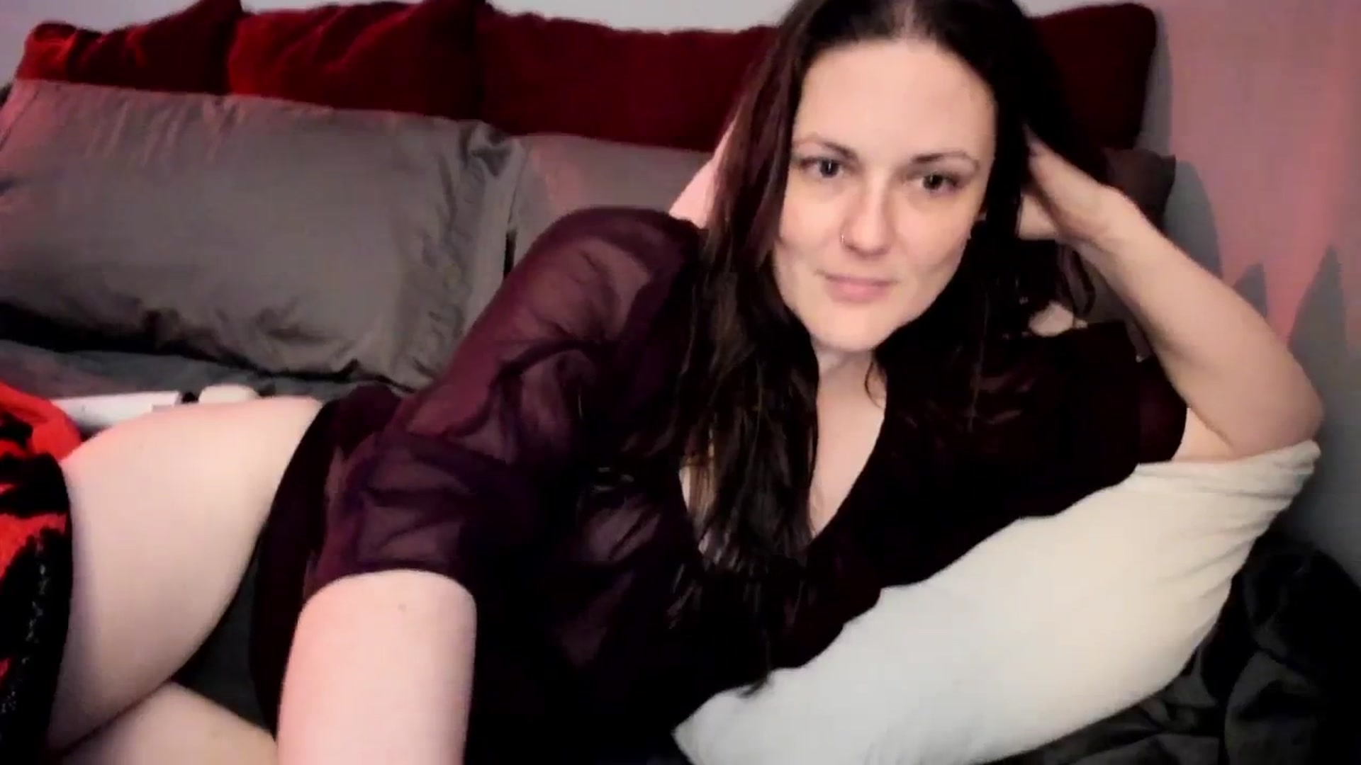 Gallery image thumbnail from MissCherryM's myfreecams stream on, 12/19/2024, 19:23 image 13 of 20