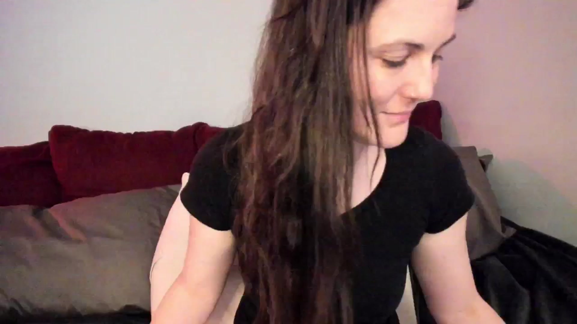 Gallery image thumbnail from MissCherryM's myfreecams stream on, 03/24/2025, 18:24 image 18 of 20