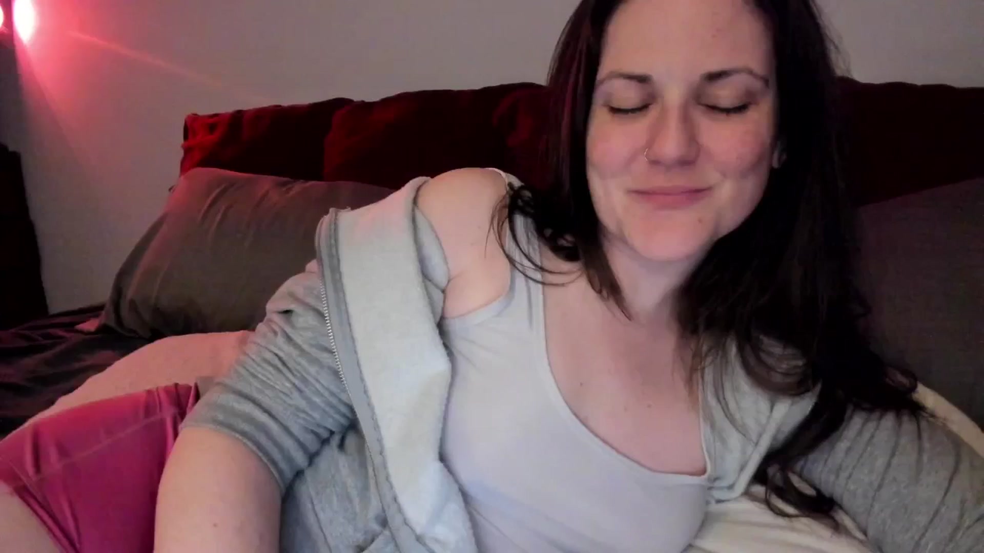 Gallery image thumbnail from MissCherryM's myfreecams stream on, 03/25/2025, 16:59 image 17 of 20