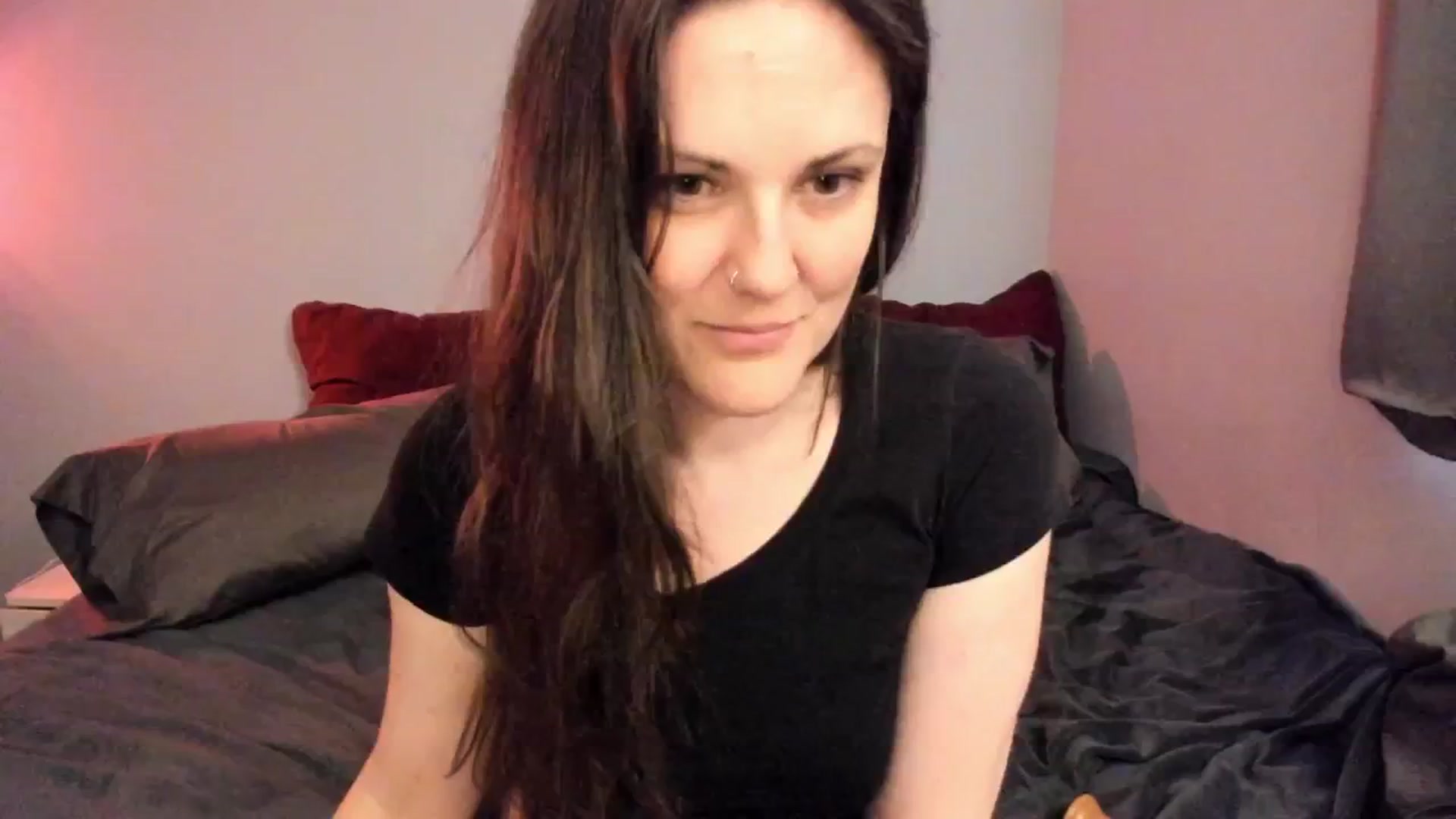 Gallery image thumbnail from MissCherryM's myfreecams stream on, 04/07/2025, 18:38 image 4 of 20