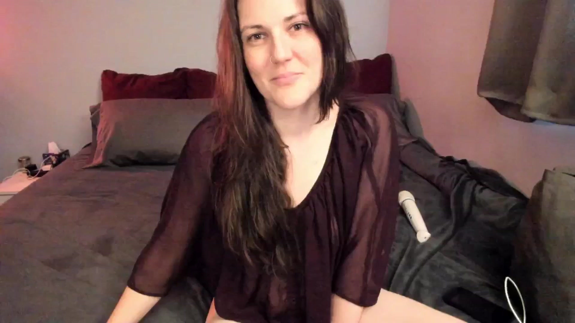 Gallery image thumbnail from MissCherryM's myfreecams stream on, 04/08/2025, 17:00 image 14 of 20