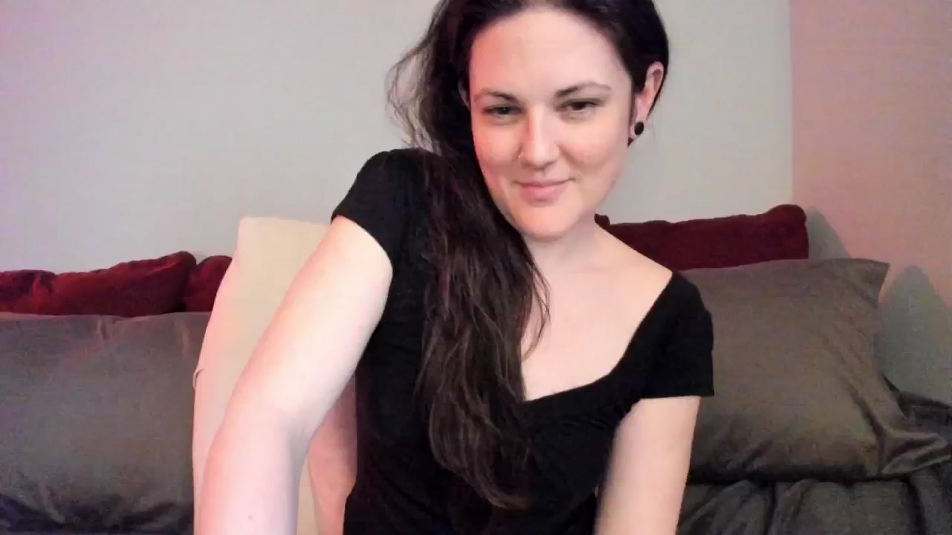 Gallery image thumbnail from MissCherryM's myfreecams stream on, 04/14/2025, 16:47 image 18 of 20