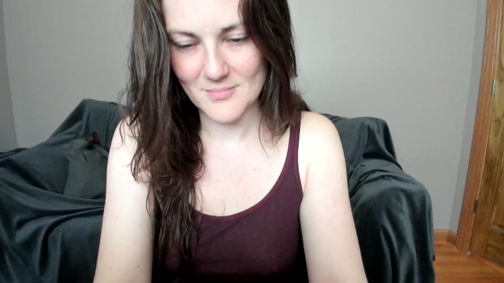Gallery image thumbnail from MissCherryM's myfreecams stream on, 04/15/2025, 16:25 image 4 of 20