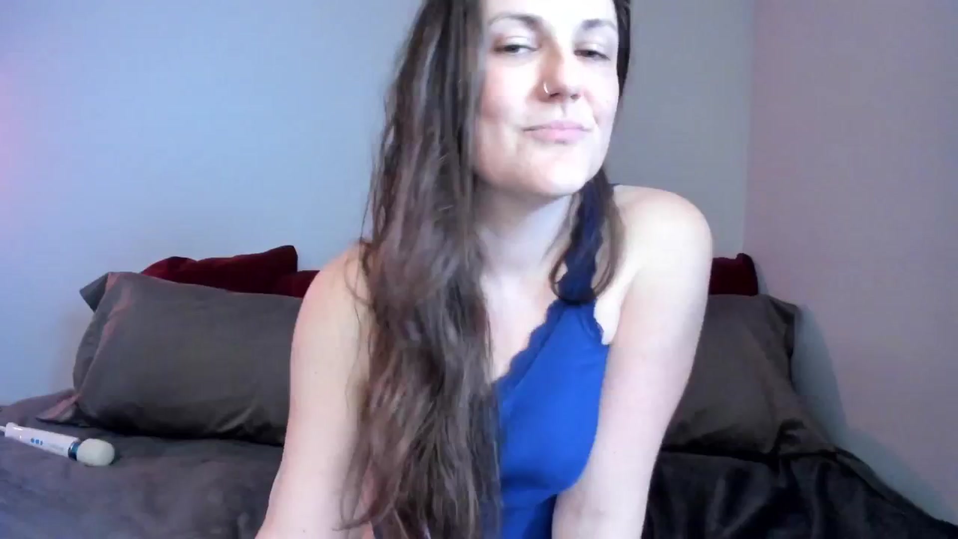 Gallery image thumbnail from MissCherryM's myfreecams stream on, 04/22/2025, 16:44 image 14 of 20