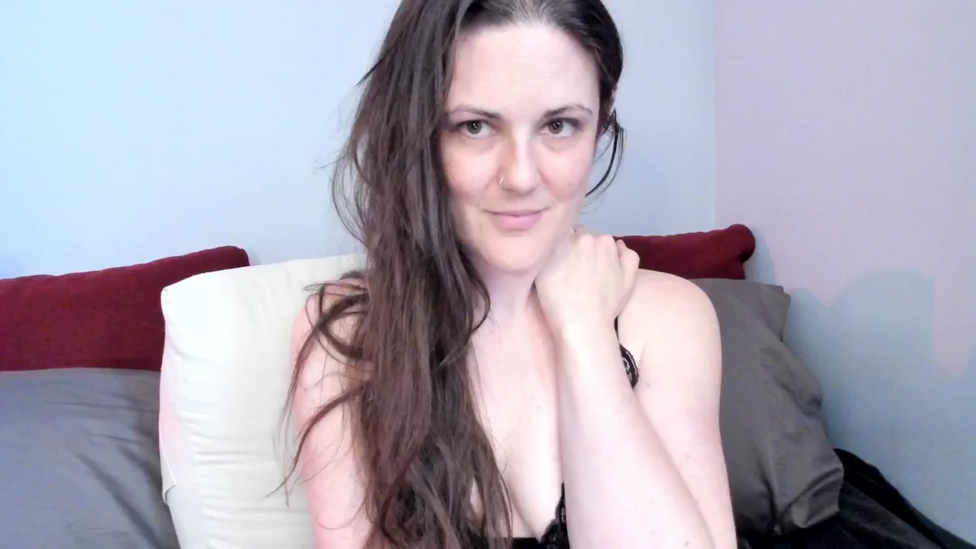 Gallery image thumbnail from MissCherryM's myfreecams stream on, 05/01/2025, 18:26 image 15 of 20