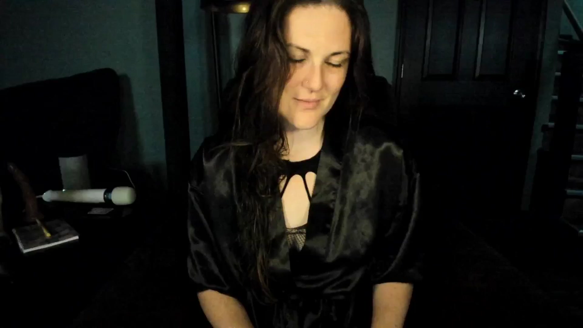 Gallery image thumbnail from MissCherryM's myfreecams stream on, 10/01/2025, 16:44 image 7 of 20