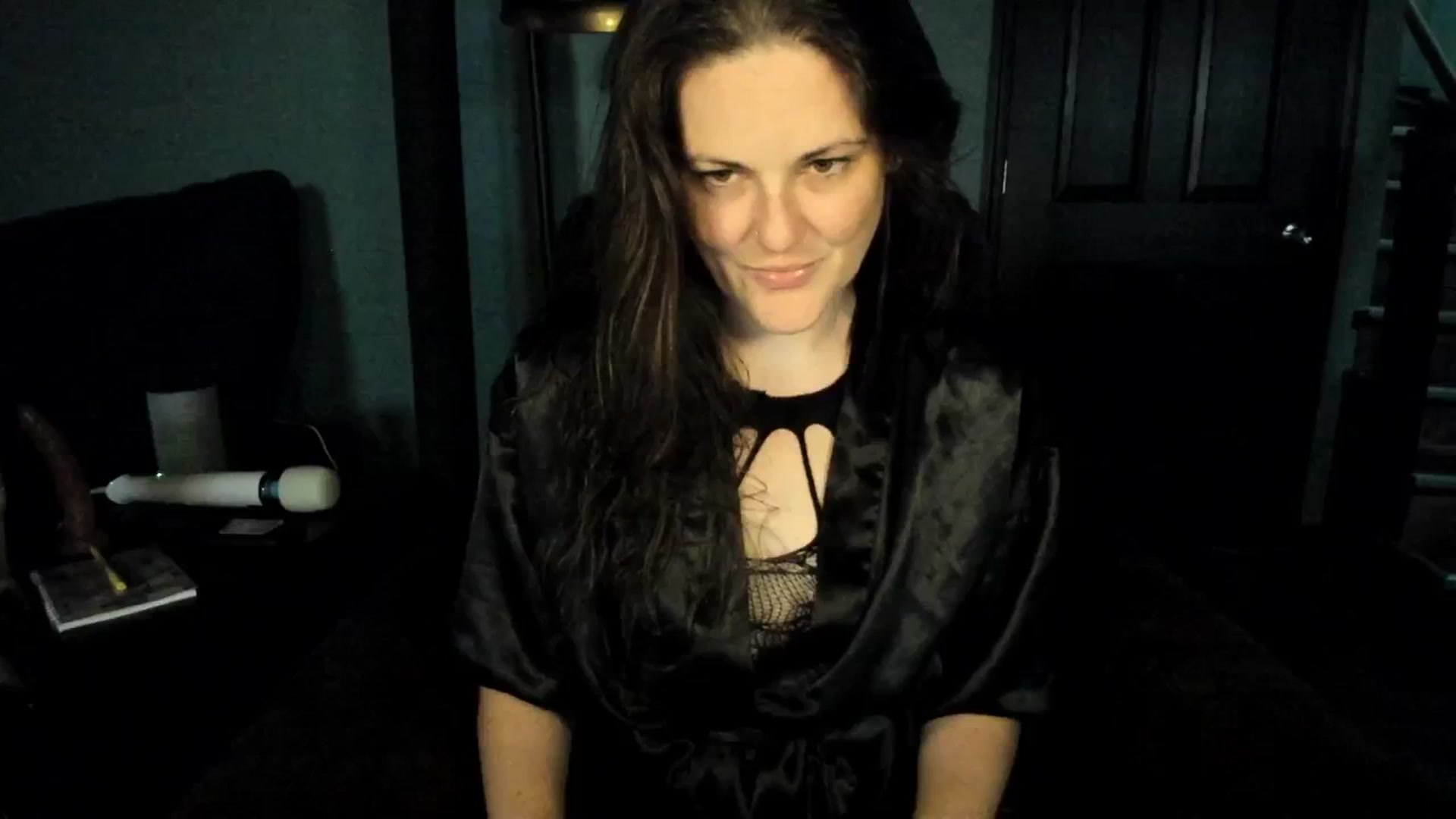 Gallery image thumbnail from MissCherryM's myfreecams stream on, 10/01/2025, 16:44 image 8 of 20