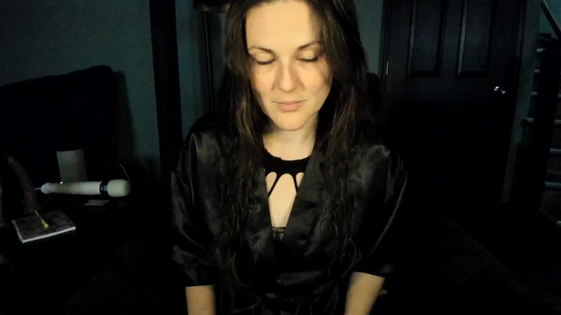 Gallery image thumbnail from MissCherryM's myfreecams stream on, 10/01/2025, 16:44 image 6 of 20