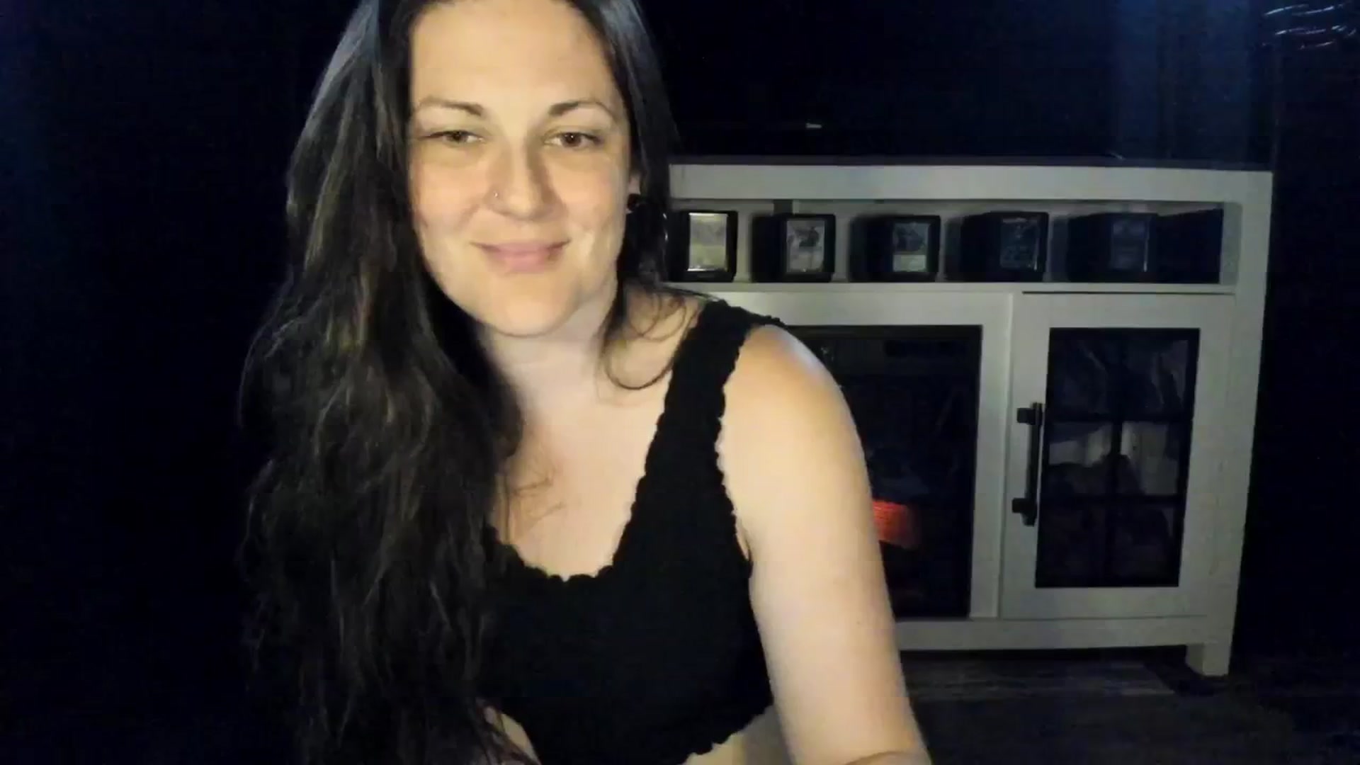 Gallery image thumbnail from MissCherryM's myfreecams stream on, 10/06/2025, 17:43 image 17 of 20