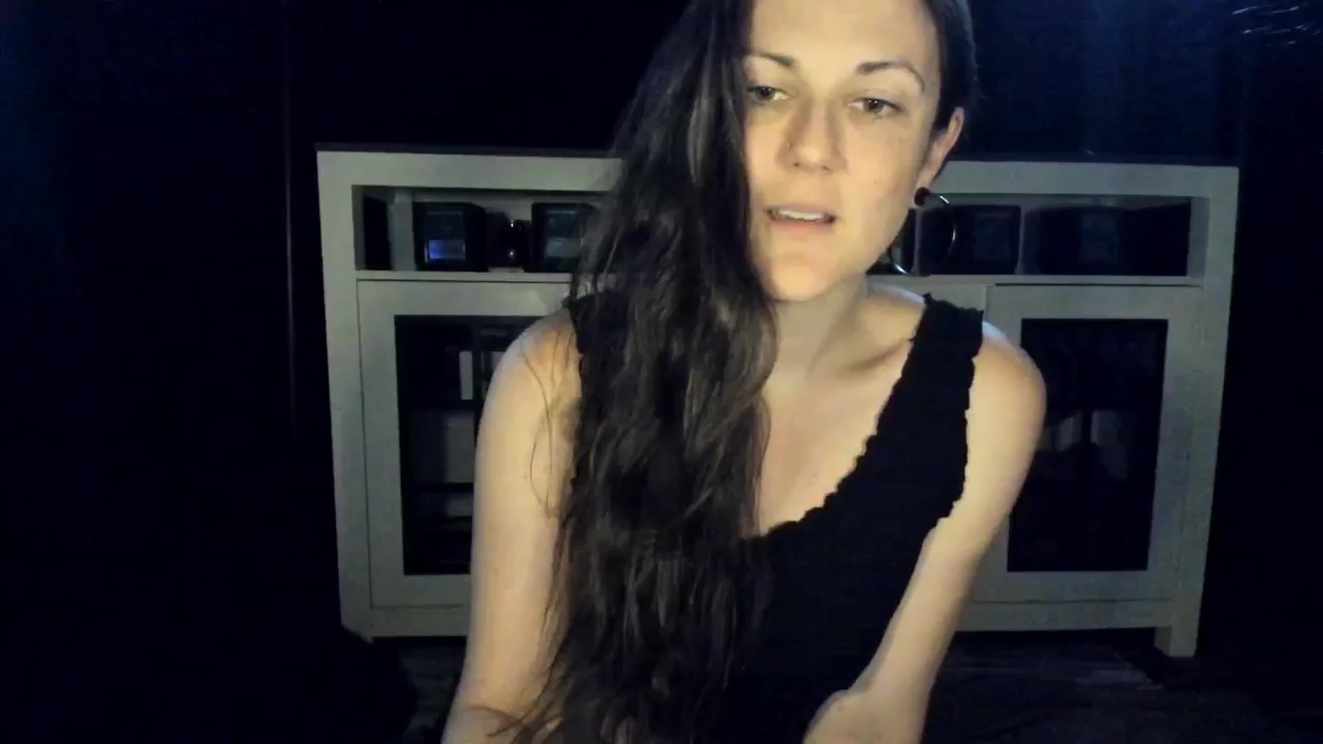Gallery image thumbnail from MissCherryM's myfreecams stream on, 10/06/2025, 19:03 image 4 of 20