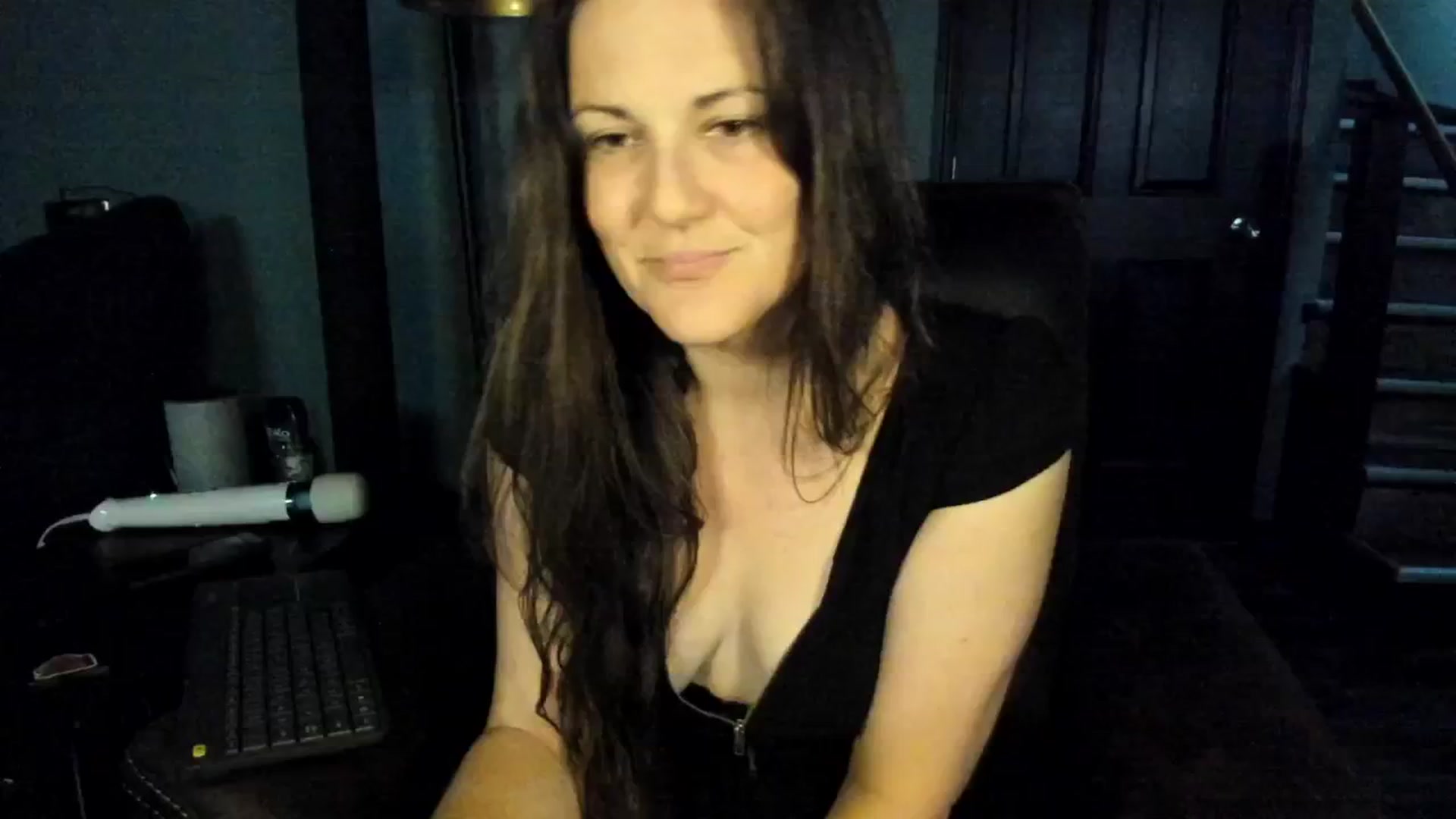 Gallery image thumbnail from MissCherryM's myfreecams stream on, 10/14/2025, 16:58 image 4 of 20