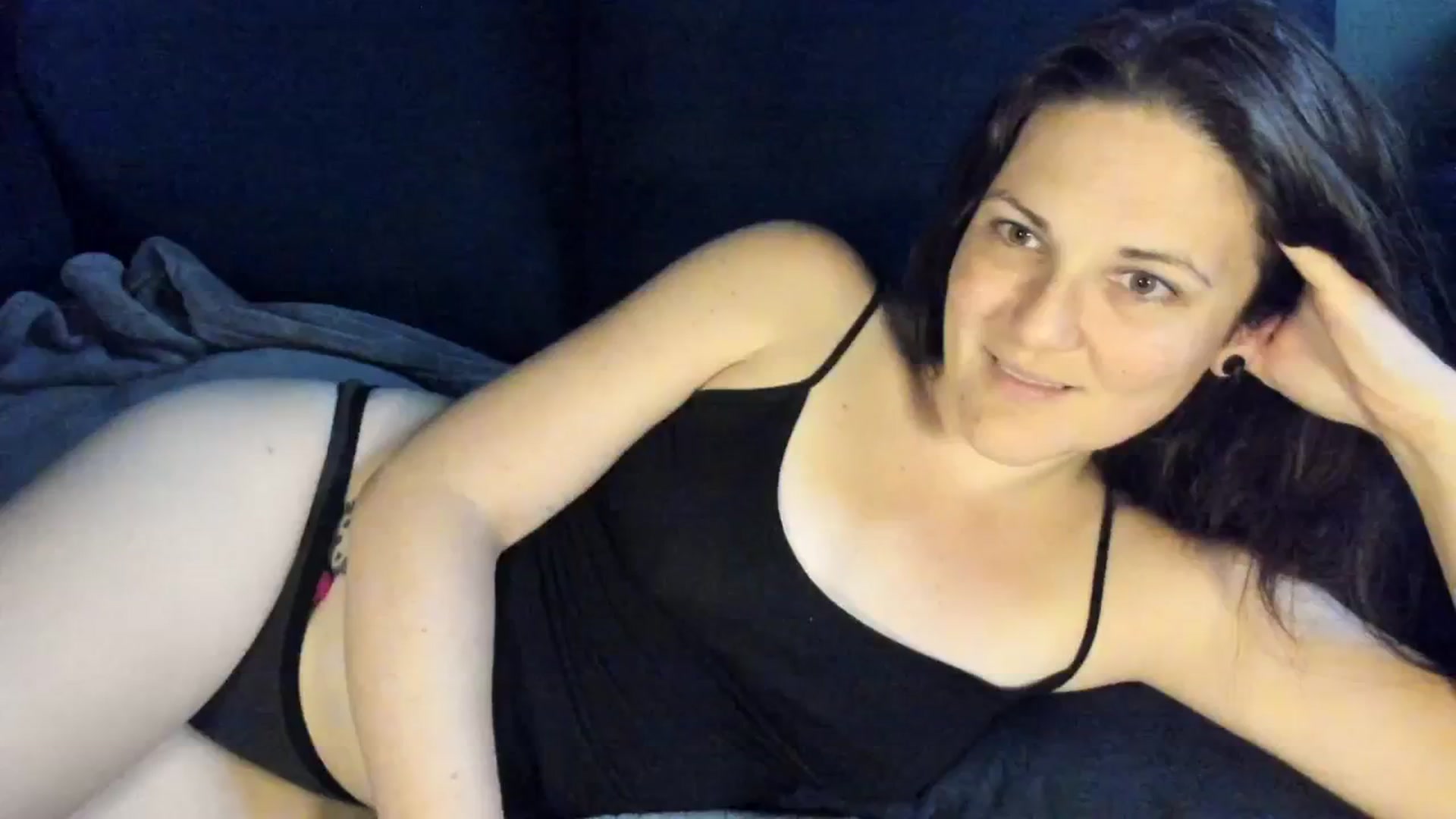 Gallery image thumbnail from MissCherryM's myfreecams stream on, 10/22/2025, 16:38 image 8 of 20