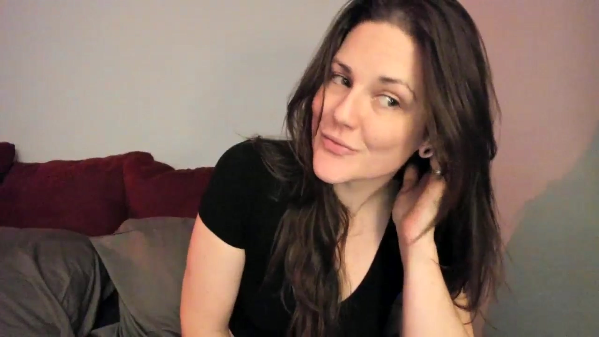 Gallery image thumbnail from MissCherryM's myfreecams stream on, 12/03/2025, 19:05 image 13 of 20