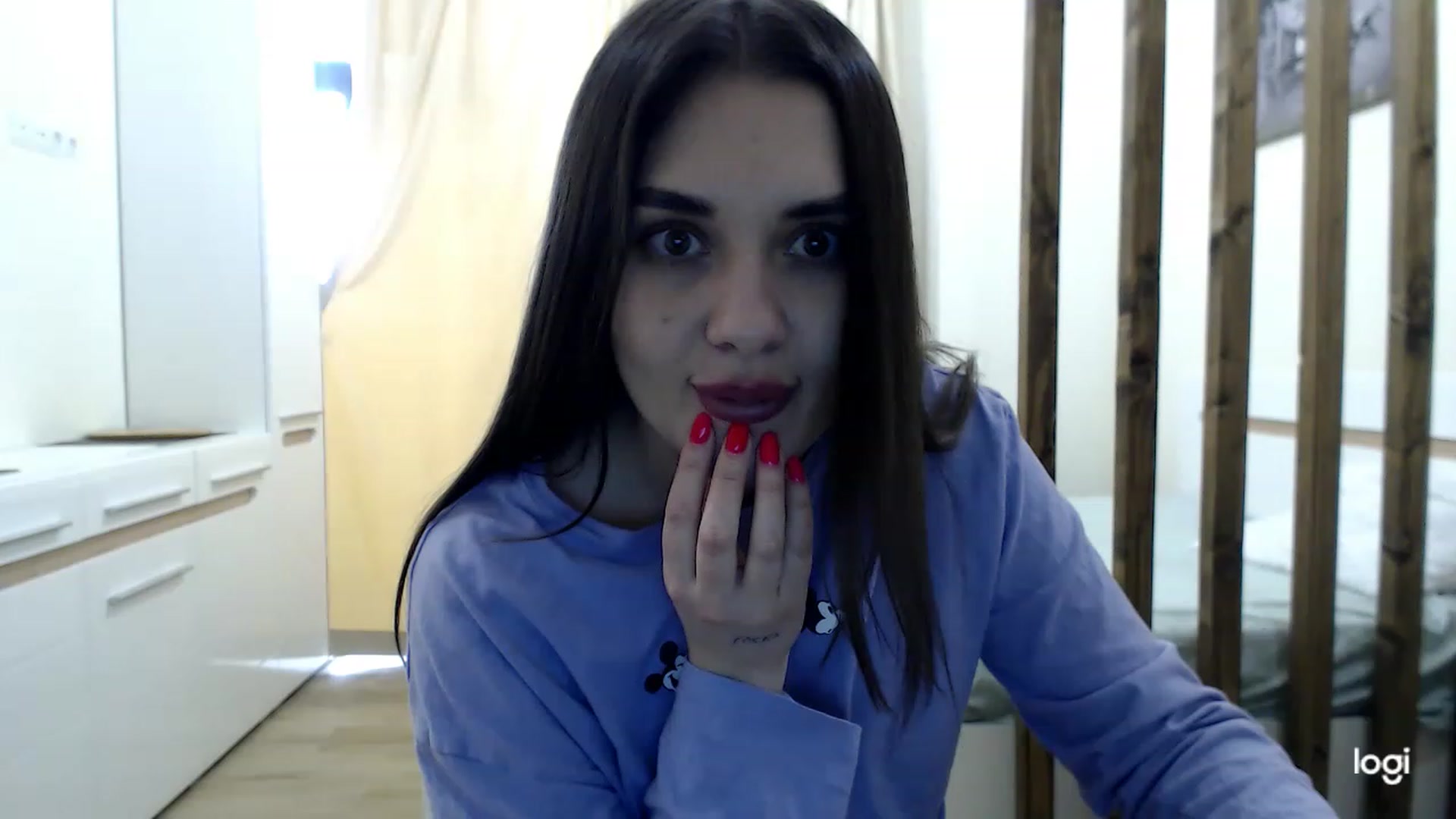 Gallery image thumbnail from MissCutiie's myfreecams stream on, 03/18/2023, 12:07 image 14 of 20