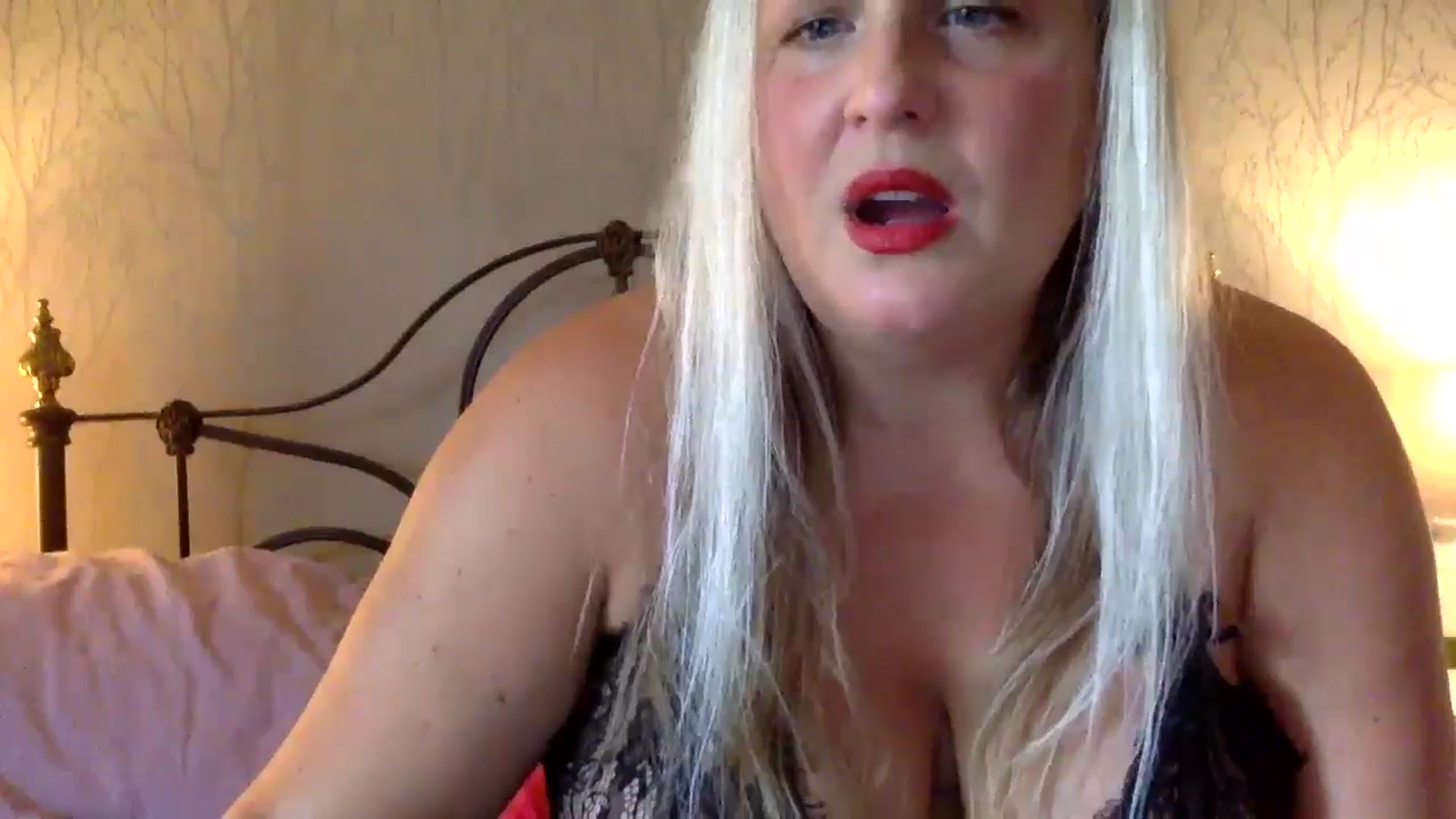 Gallery image thumbnail from MissDDGusher's myfreecams stream on, 07/20/2024, 16:48 image 9 of 20
