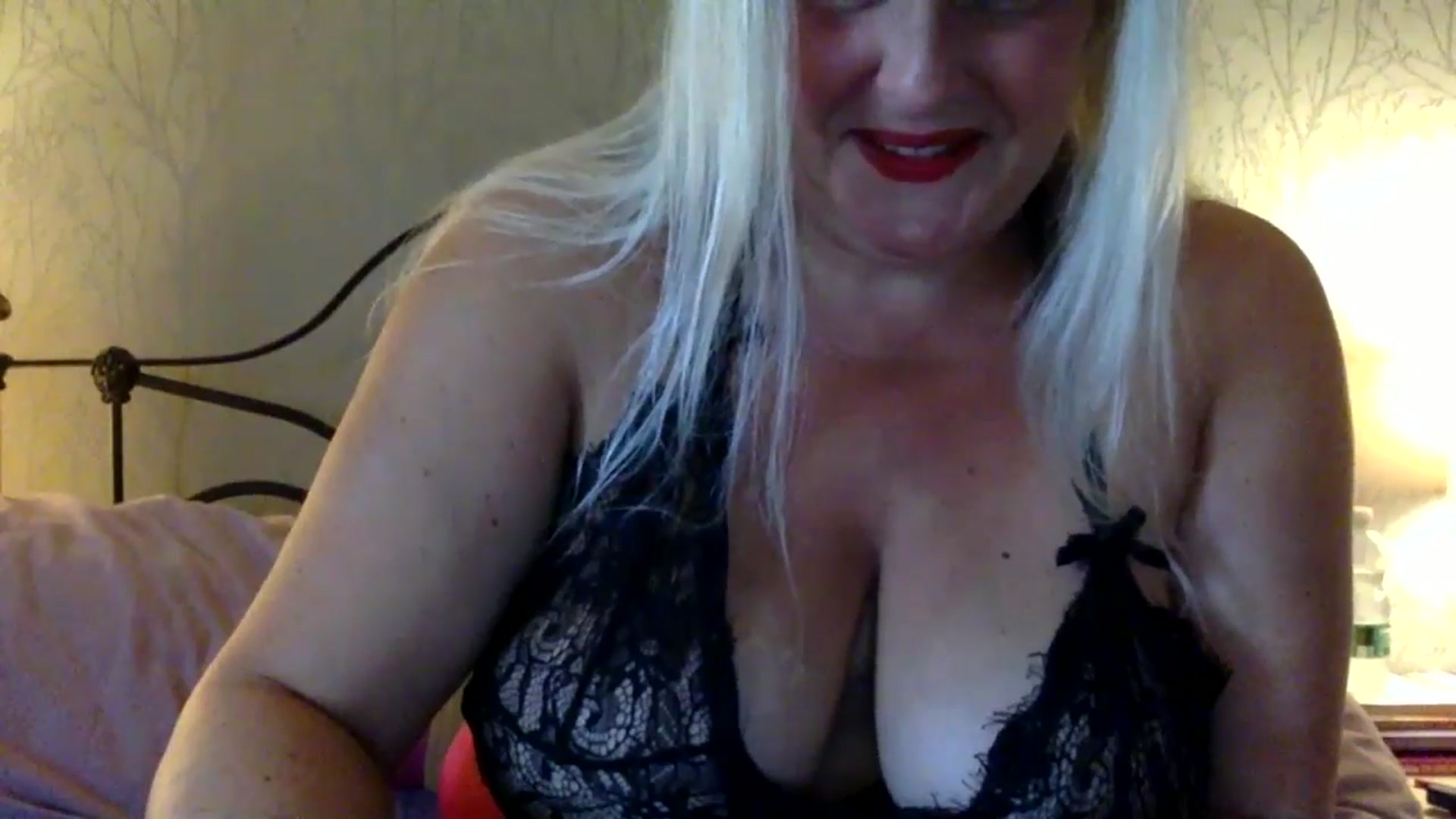 Gallery image thumbnail from MissDDGusher's myfreecams stream on, 07/20/2024, 17:42 image 13 of 20