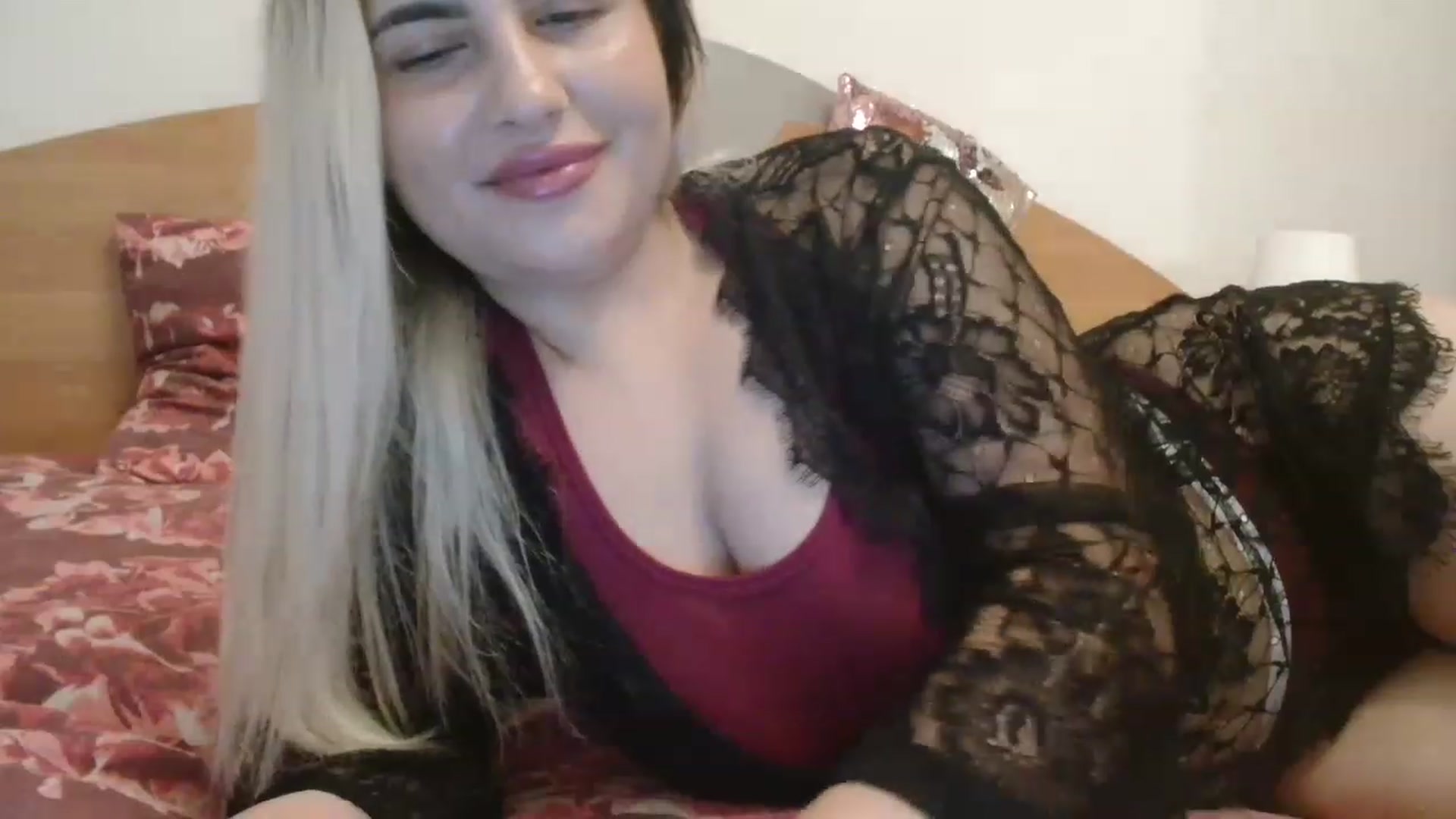 Gallery image thumbnail from MissDafina's myfreecams stream on, 12/20/2022, 24:27 image 18 of 20
