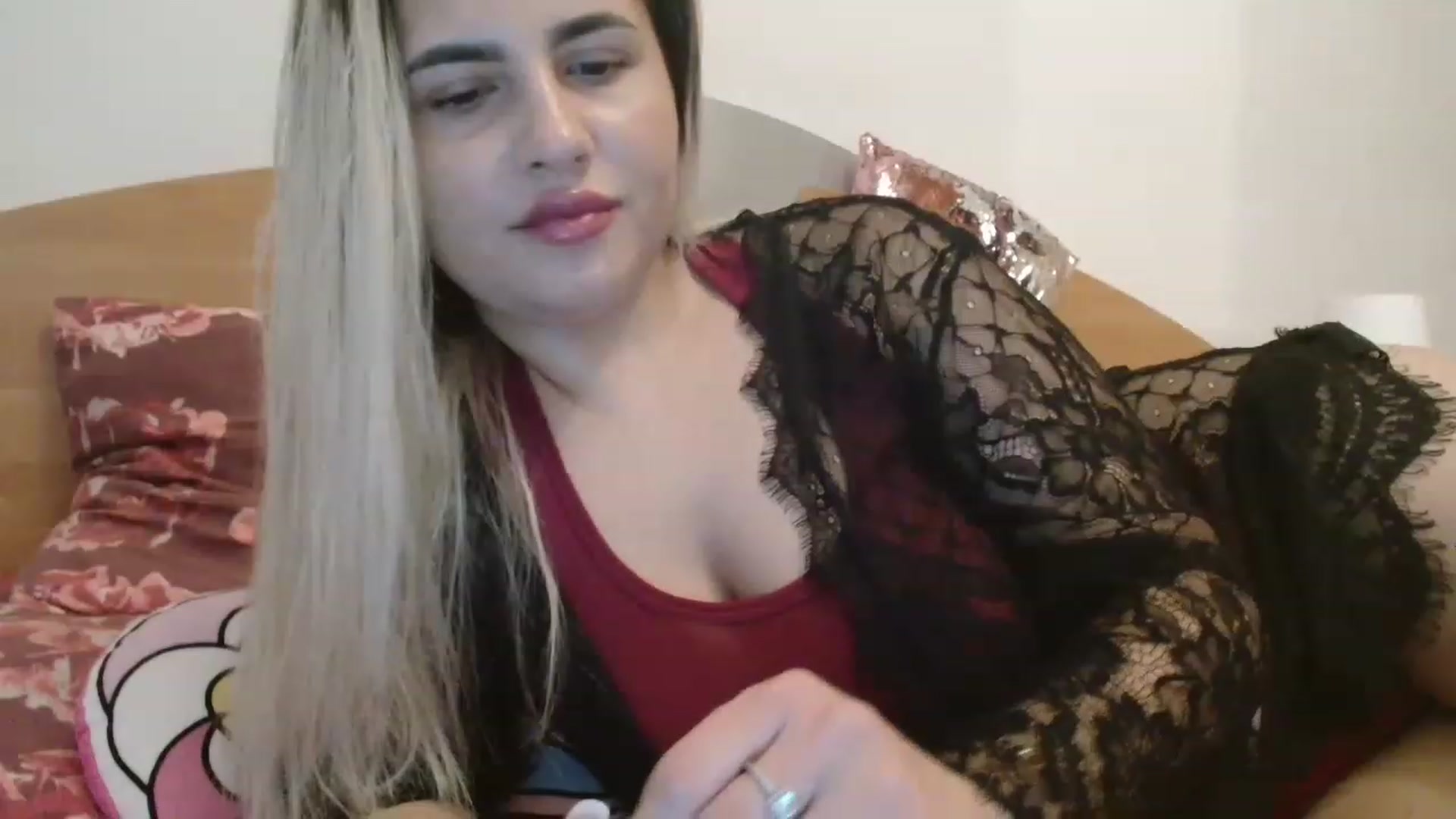Gallery image thumbnail from MissDafina's myfreecams stream on, 12/20/2022, 24:27 image 5 of 20