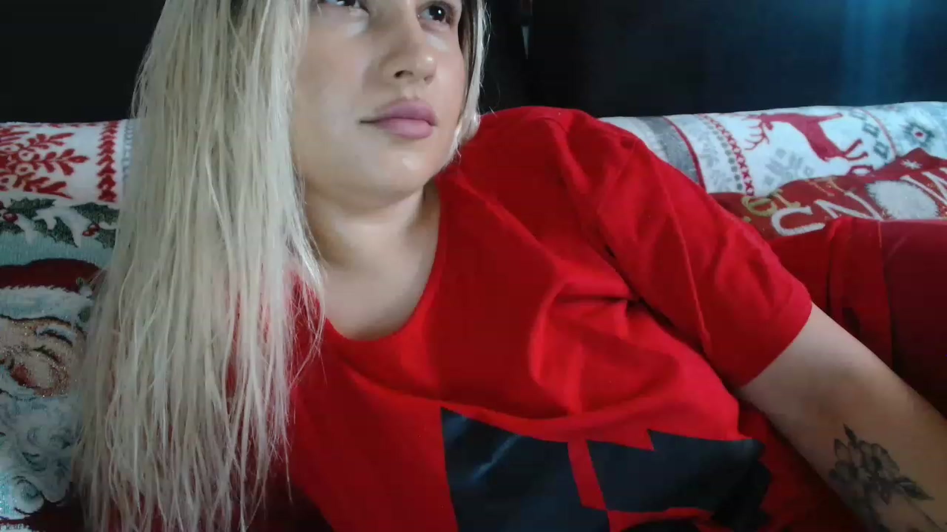 Gallery image thumbnail from MissDafina's myfreecams stream on, 12/27/2022, 14:05 image 4 of 20