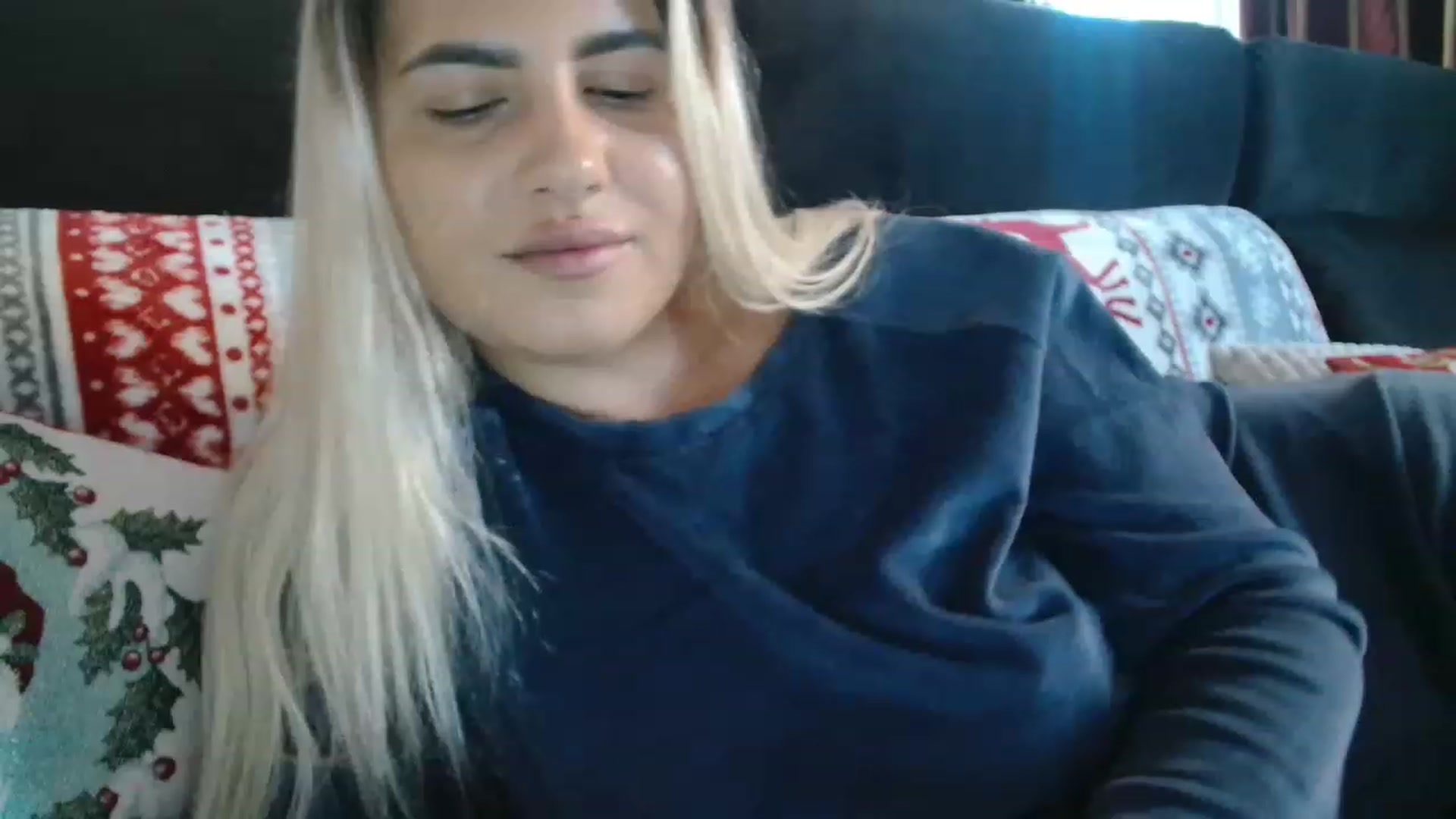 Gallery image thumbnail from MissDafina's myfreecams stream on, 12/28/2022, 13:49 image 14 of 20