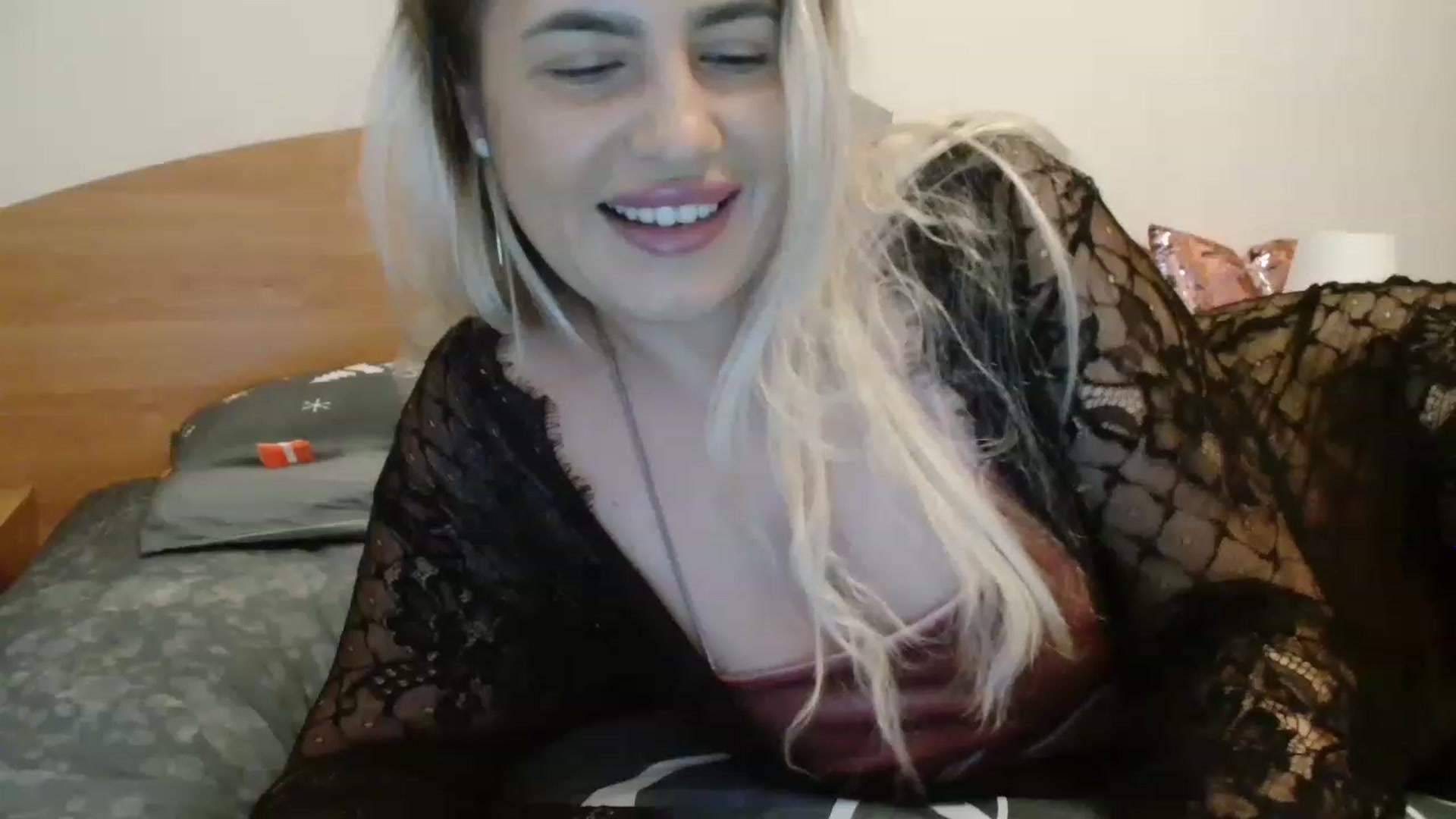 Gallery image thumbnail from MissDafina's myfreecams stream on, 01/03/2023, 11:28 image 15 of 20