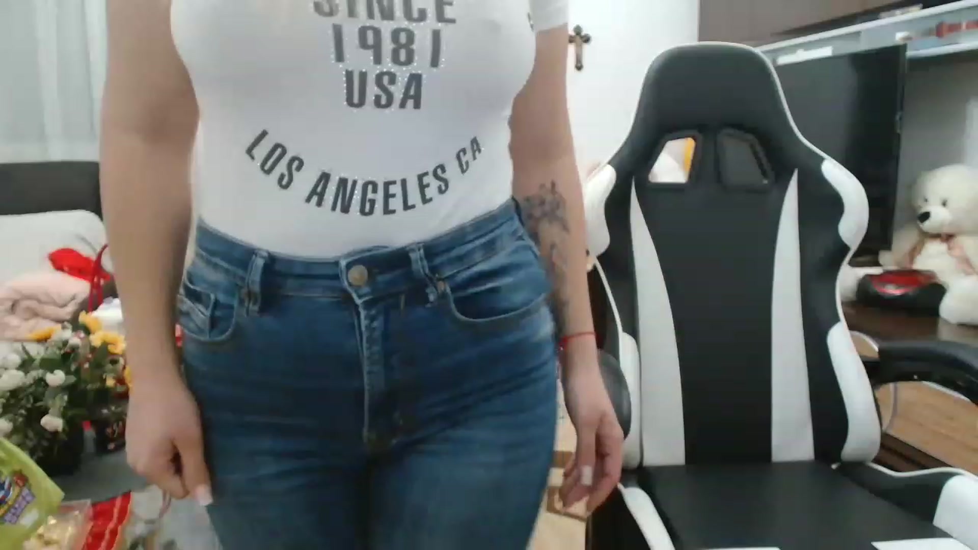 Gallery image thumbnail from MissDafina's myfreecams stream on, 01/07/2023, 18:11 image 2 of 20