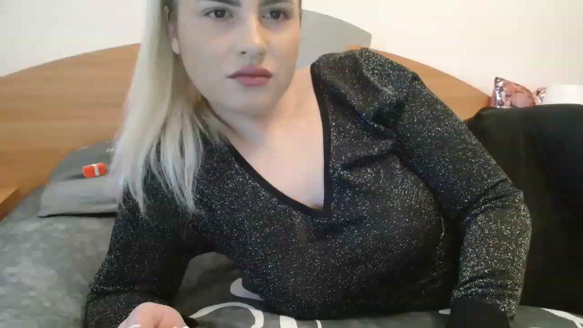 Gallery image thumbnail from MissDafina's myfreecams stream on, 01/08/2023, 12:07 image 7 of 20