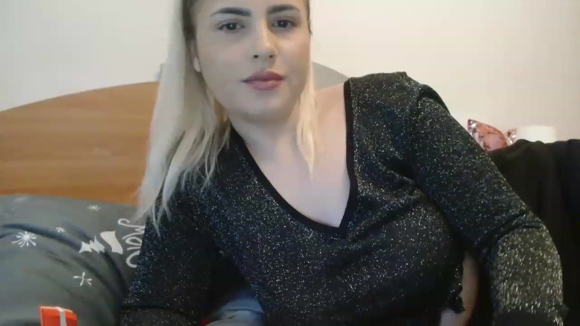 Gallery image thumbnail from MissDafina's myfreecams stream on, 01/08/2023, 13:42 image 6 of 20