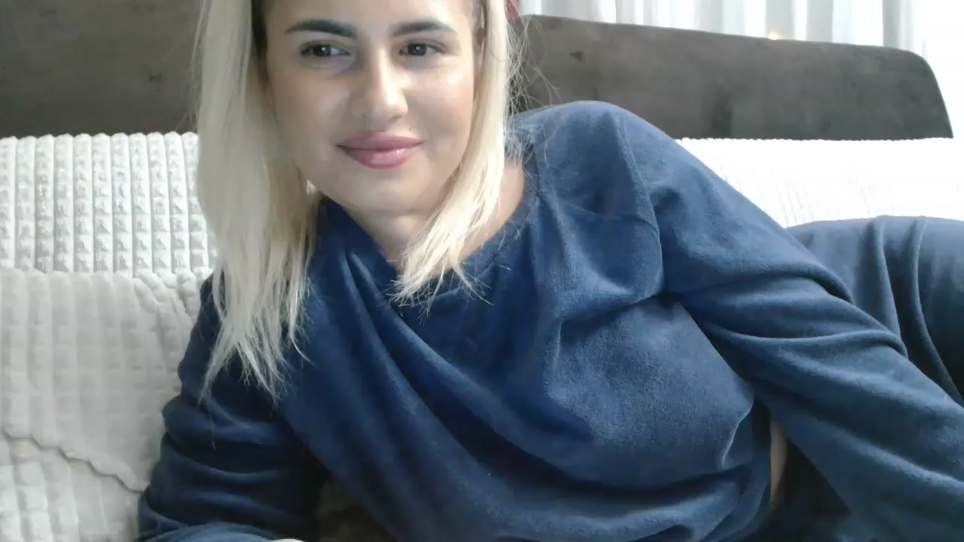Gallery image thumbnail from MissDafina's myfreecams stream on, 01/08/2023, 19:26 image 2 of 20