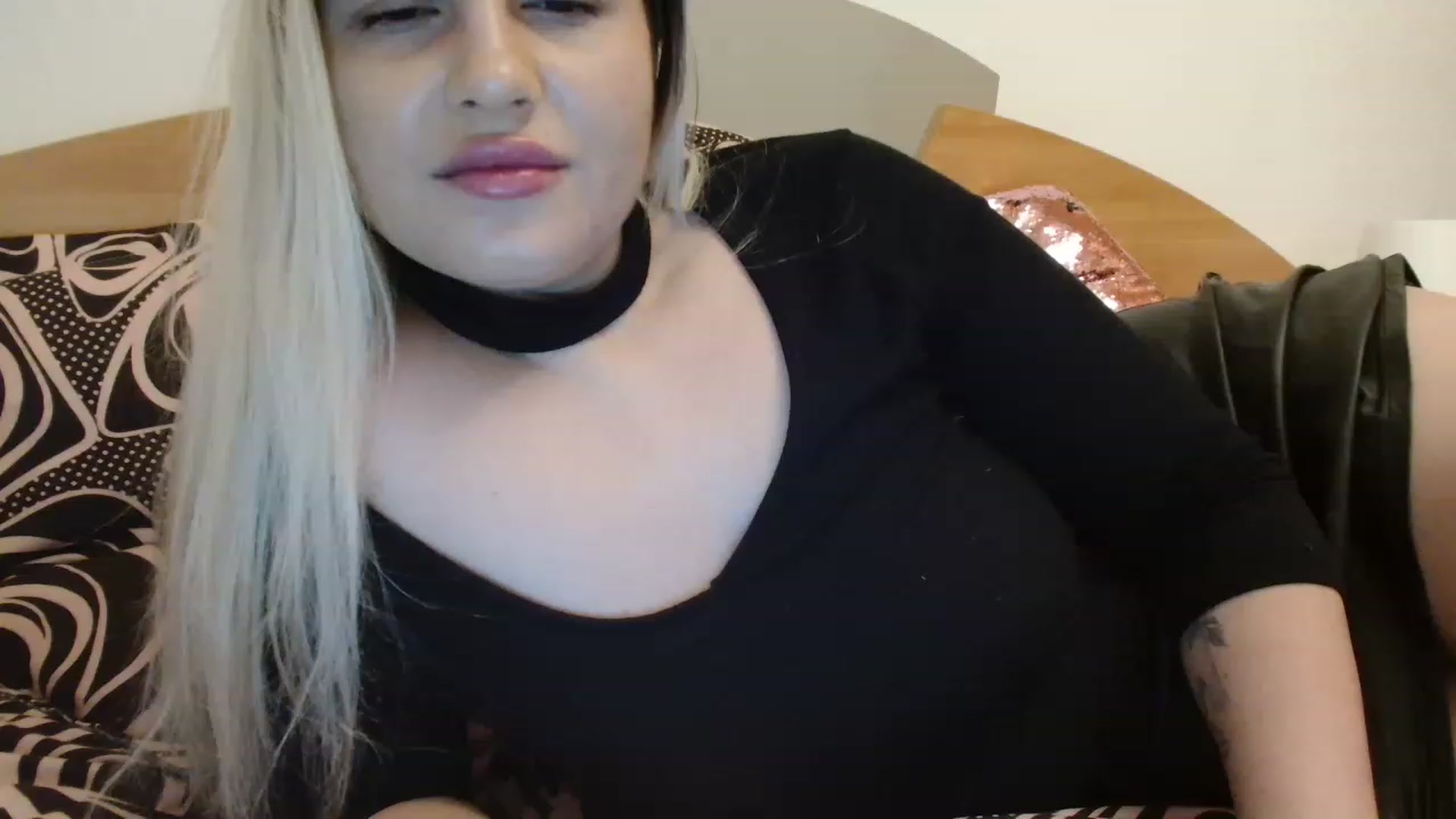 Gallery image thumbnail from MissDafina's myfreecams stream on, 01/23/2023, 01:49 image 13 of 20